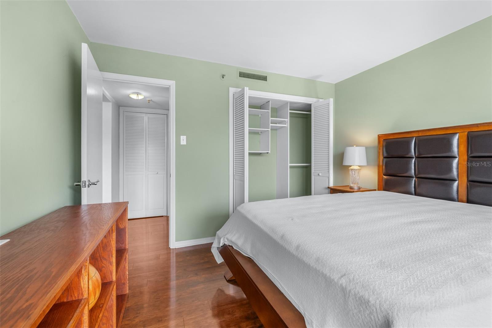 3211 W SWANN AVE #410