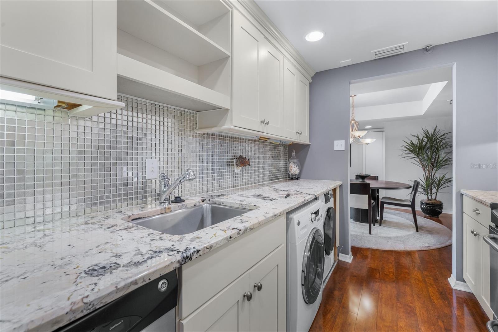 3211 W SWANN AVE #410
