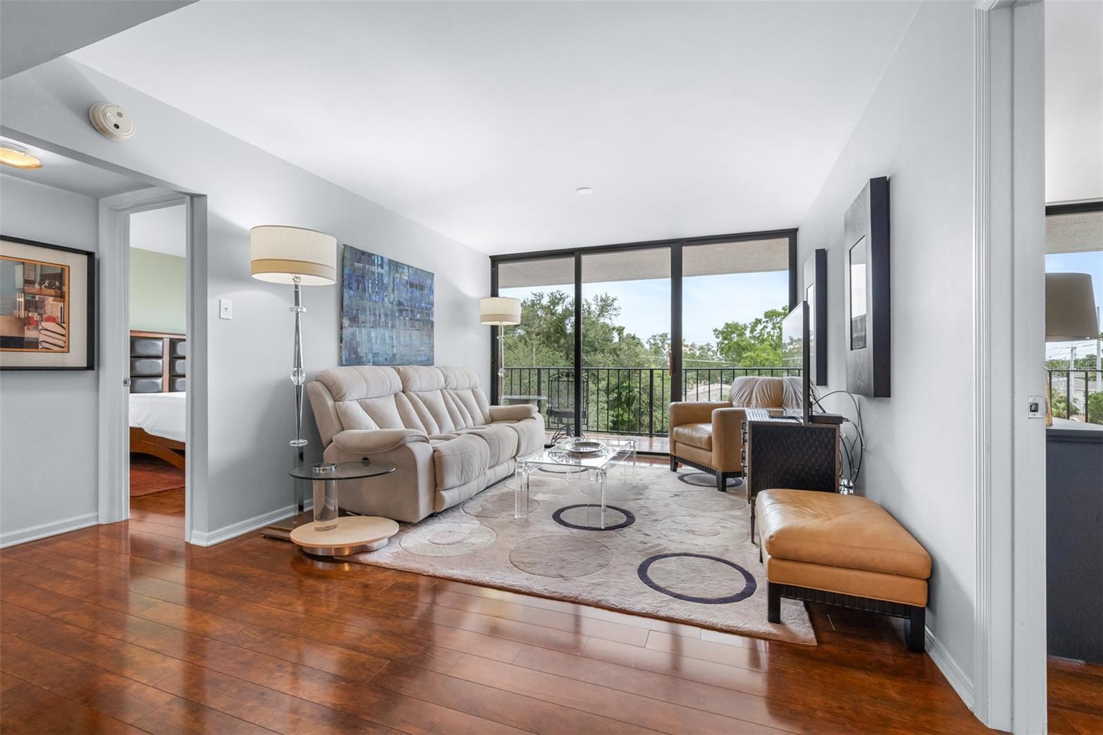 3211 W SWANN AVE #410