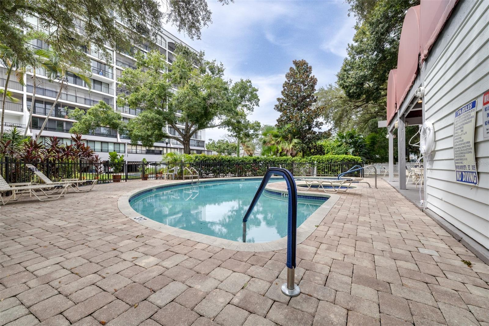 3211 W SWANN AVE #410
