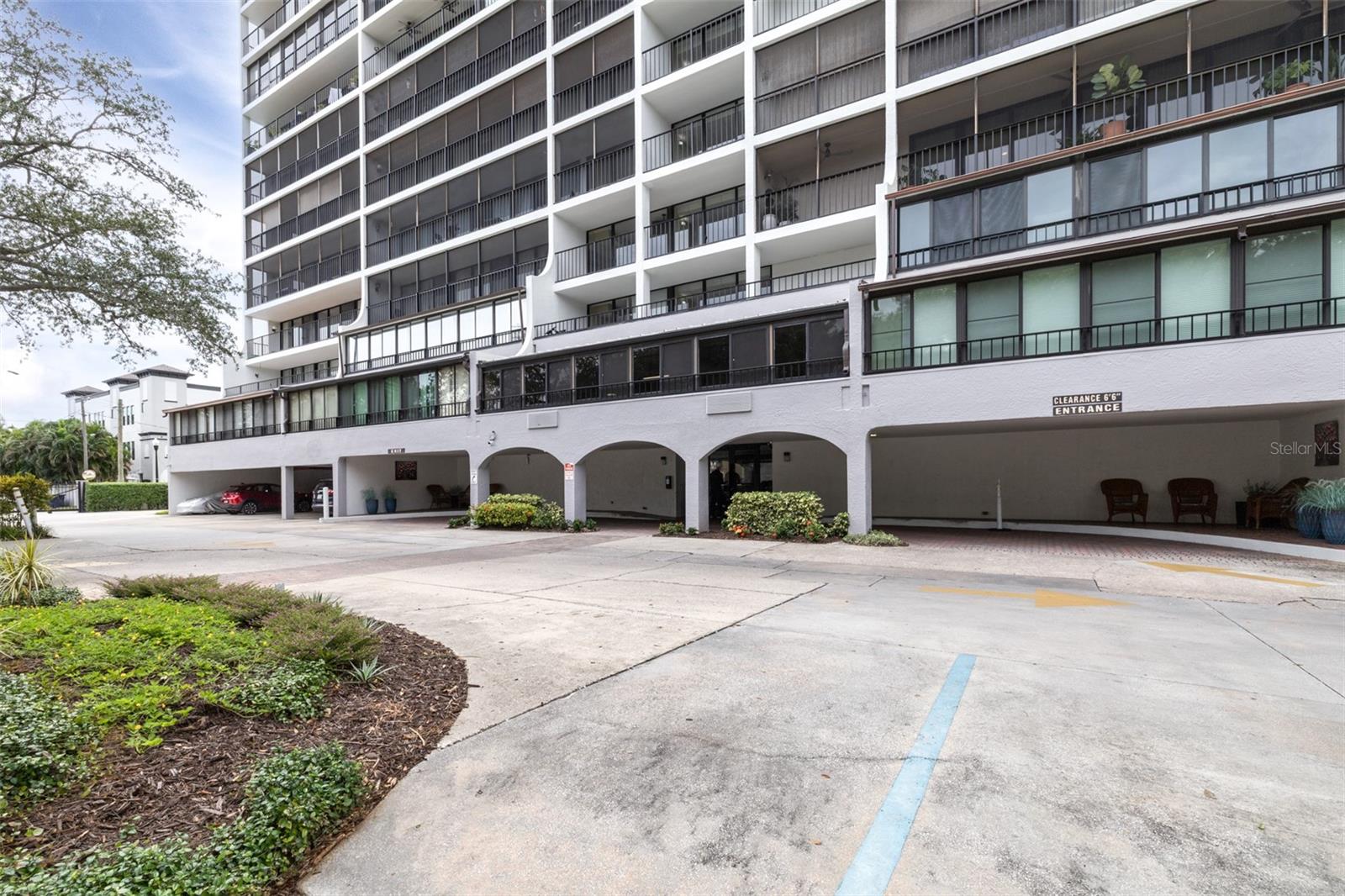 3211 W SWANN AVE #410