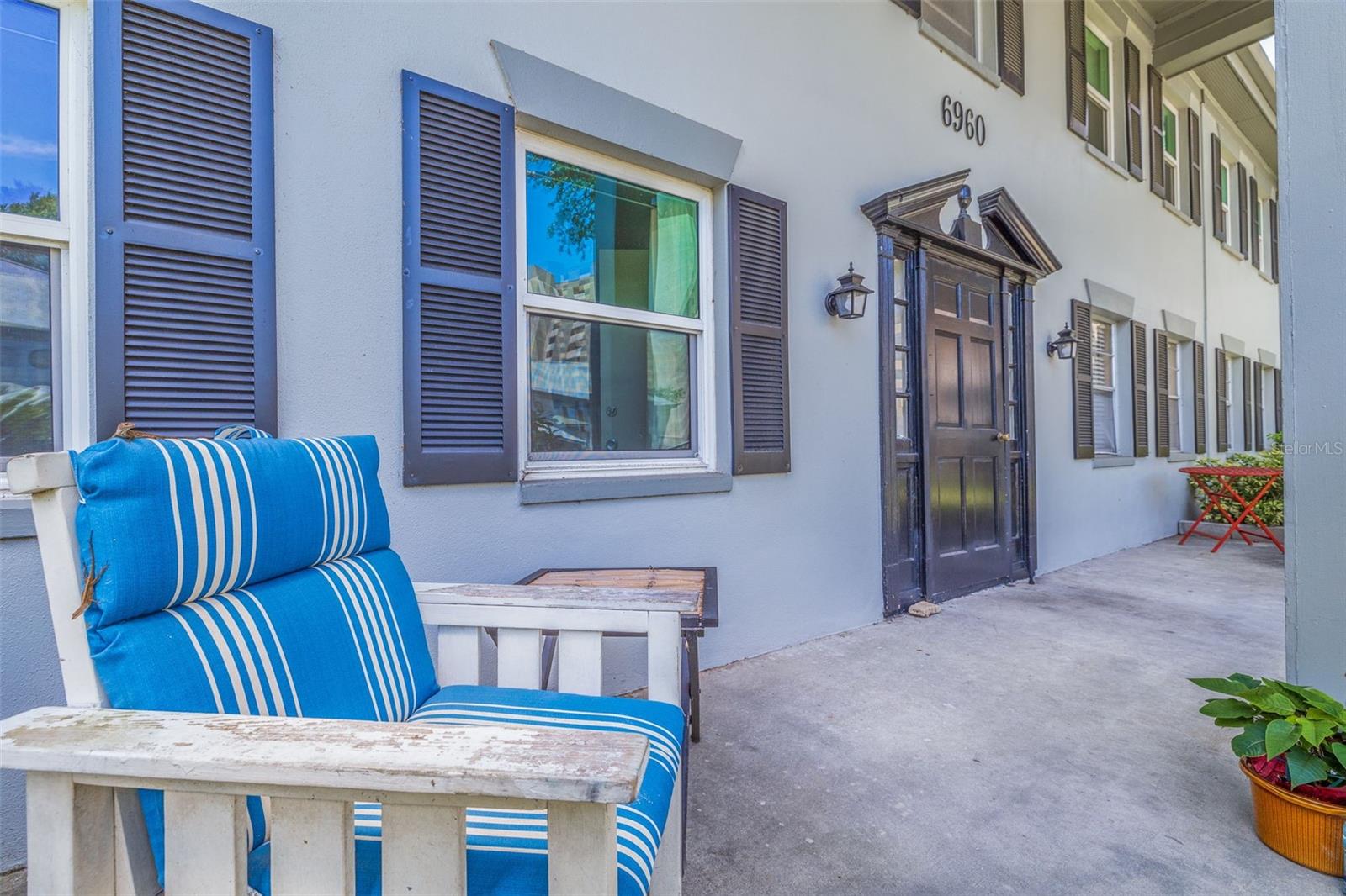 6960 AVENUE DES PALAIS #1A