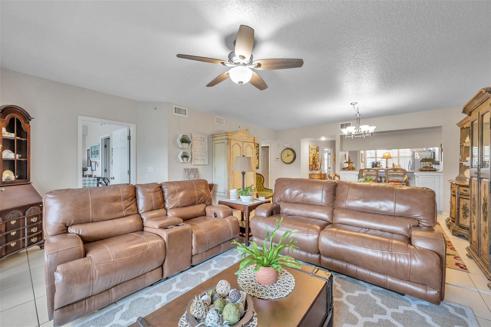 960 STARKEY RD #1304