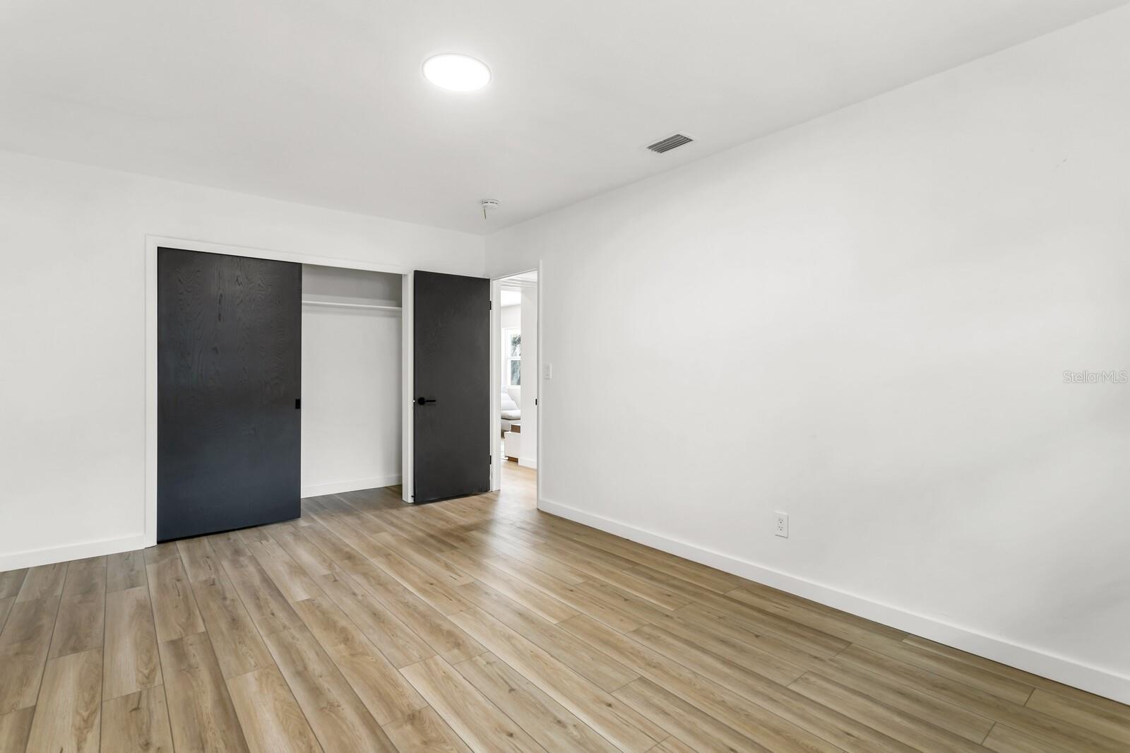 815 NORMANDY RD