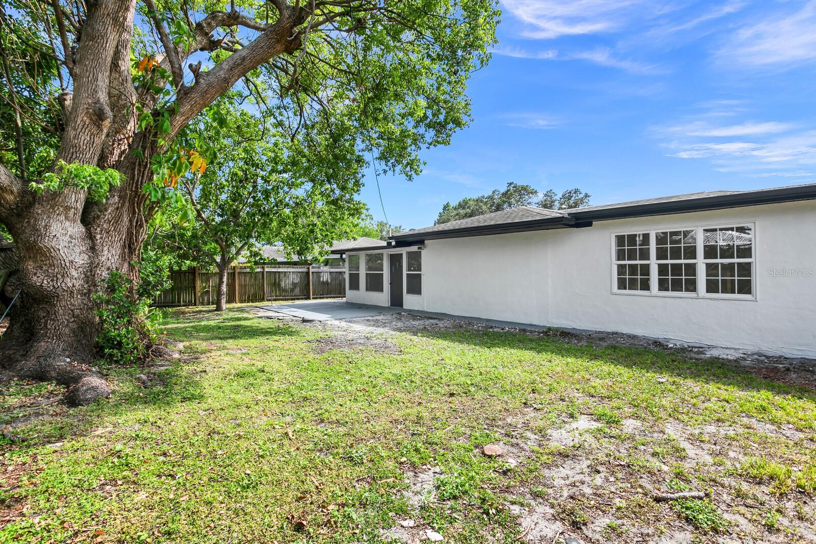 815 NORMANDY RD