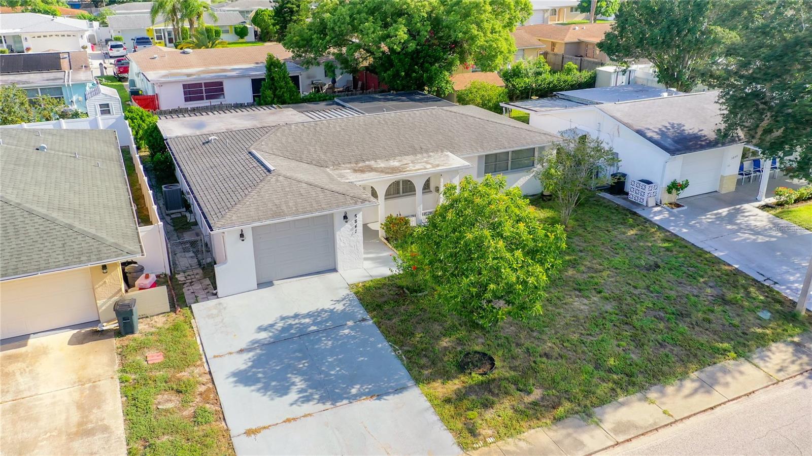 5841 LIDDELL DR