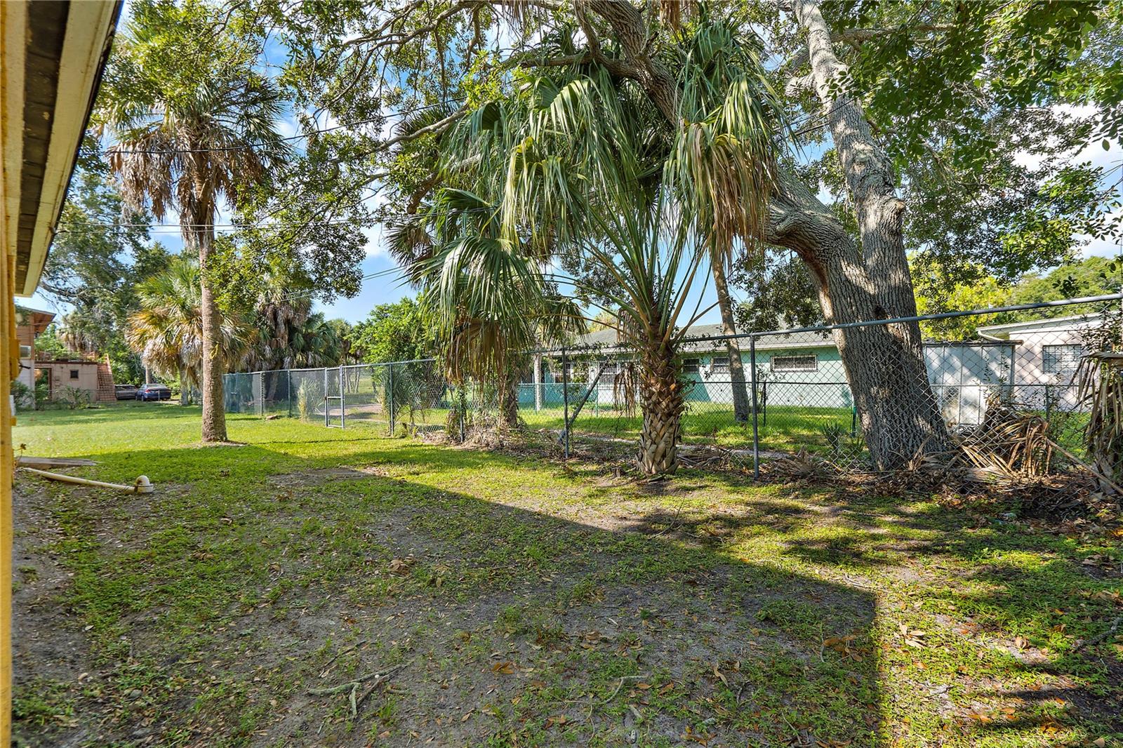 2731 18TH ST S