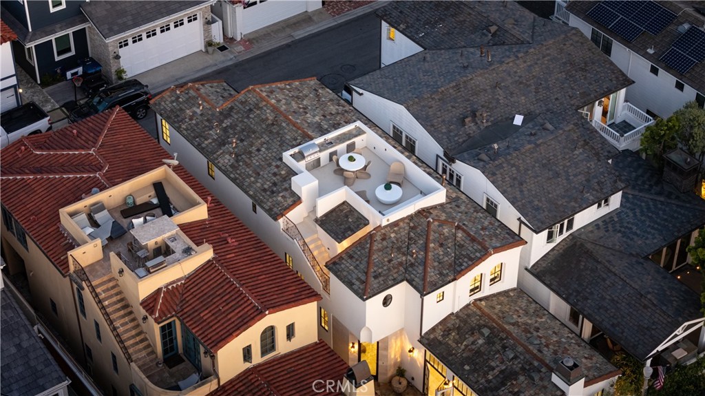 110 Via Orvieto