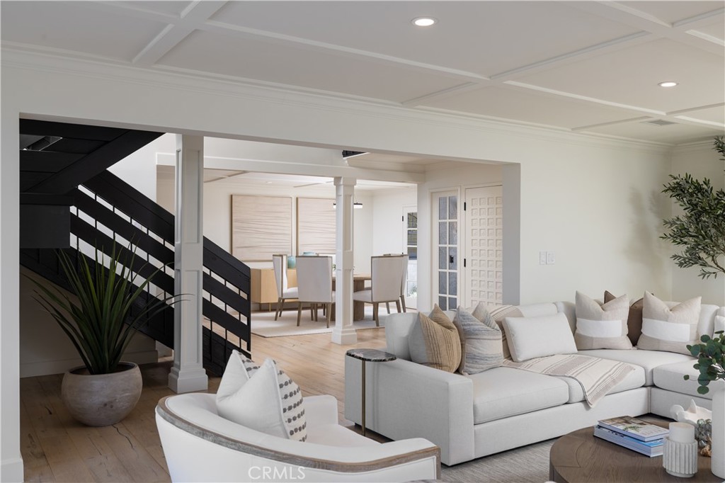 303 E Avenida Cordoba