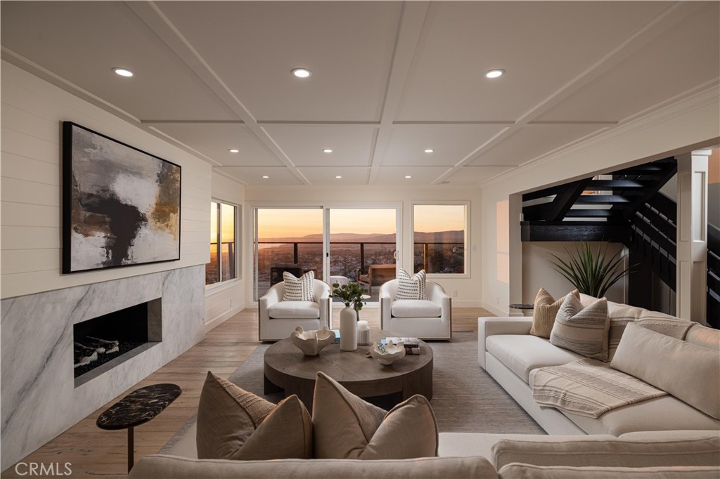 303 E Avenida Cordoba