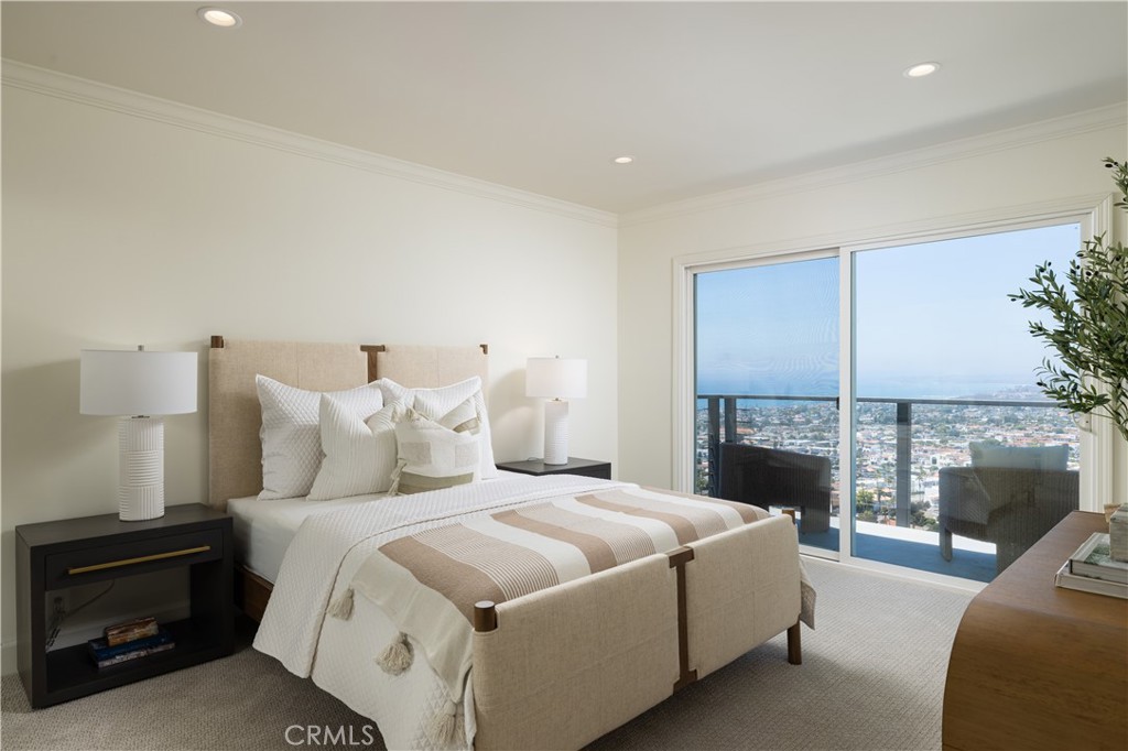 303 E Avenida Cordoba