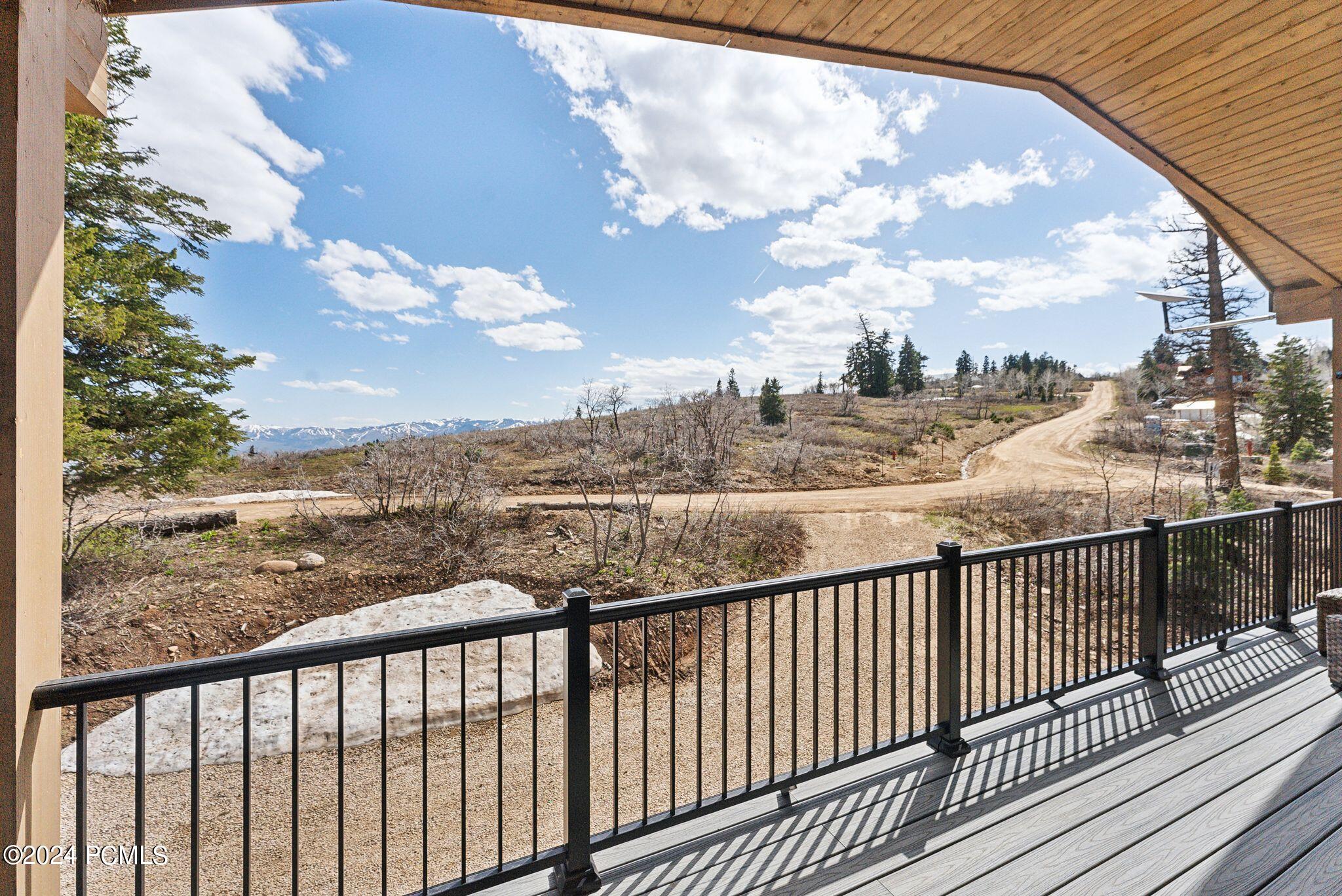 1430 W Arapaho Drive