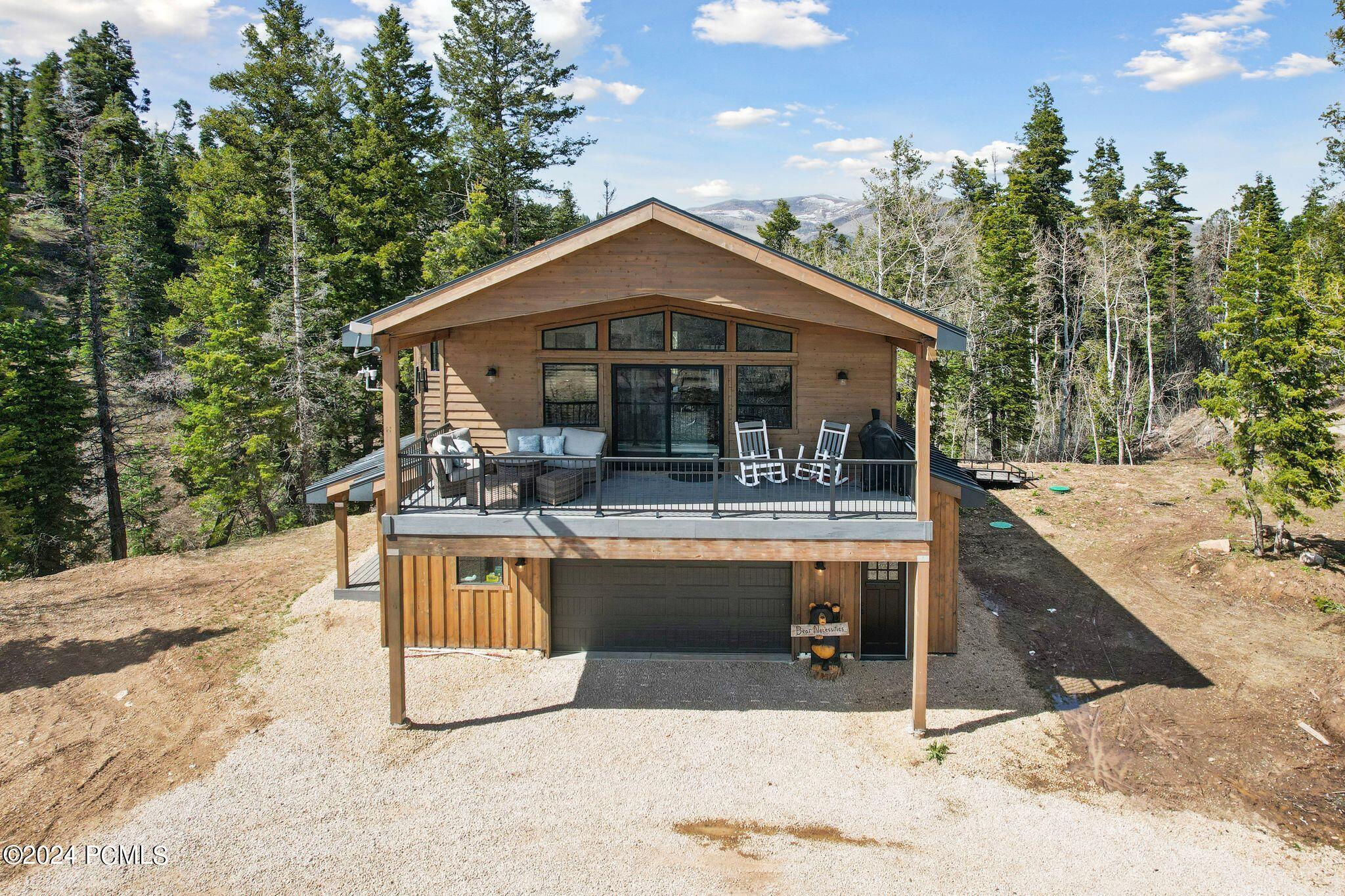 1430 W Arapaho Drive