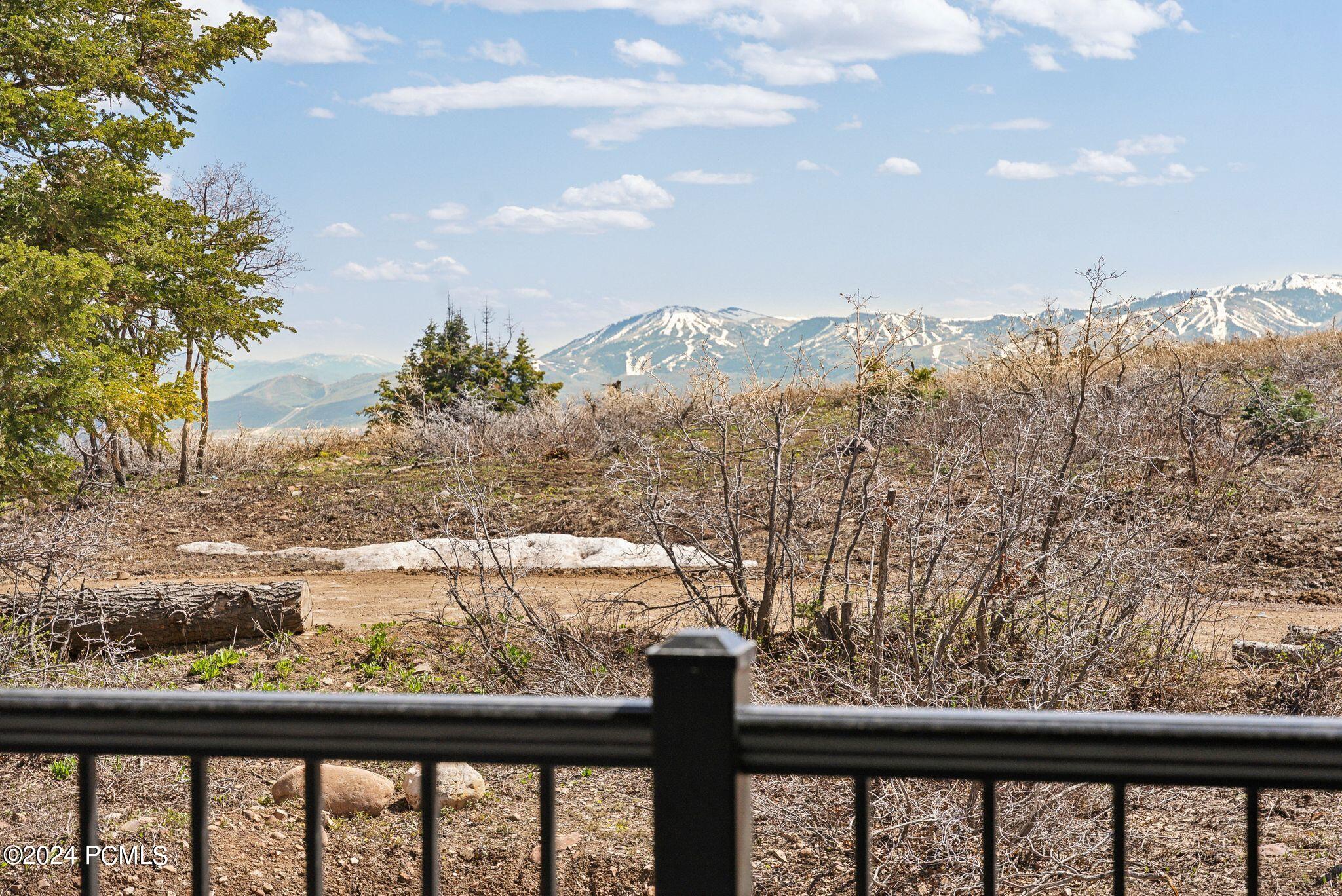 1430 W Arapaho Drive