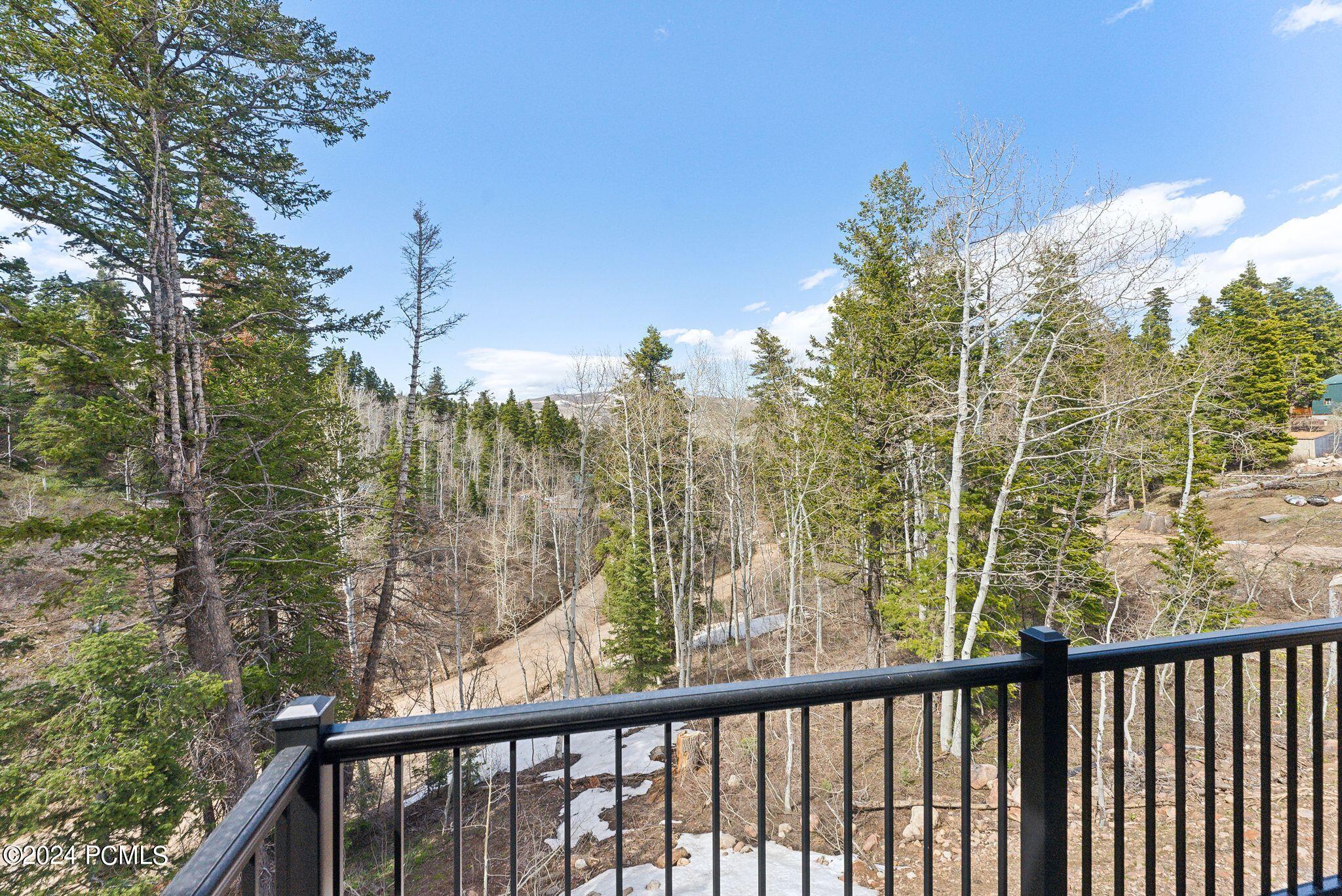 1430 W Arapaho Drive