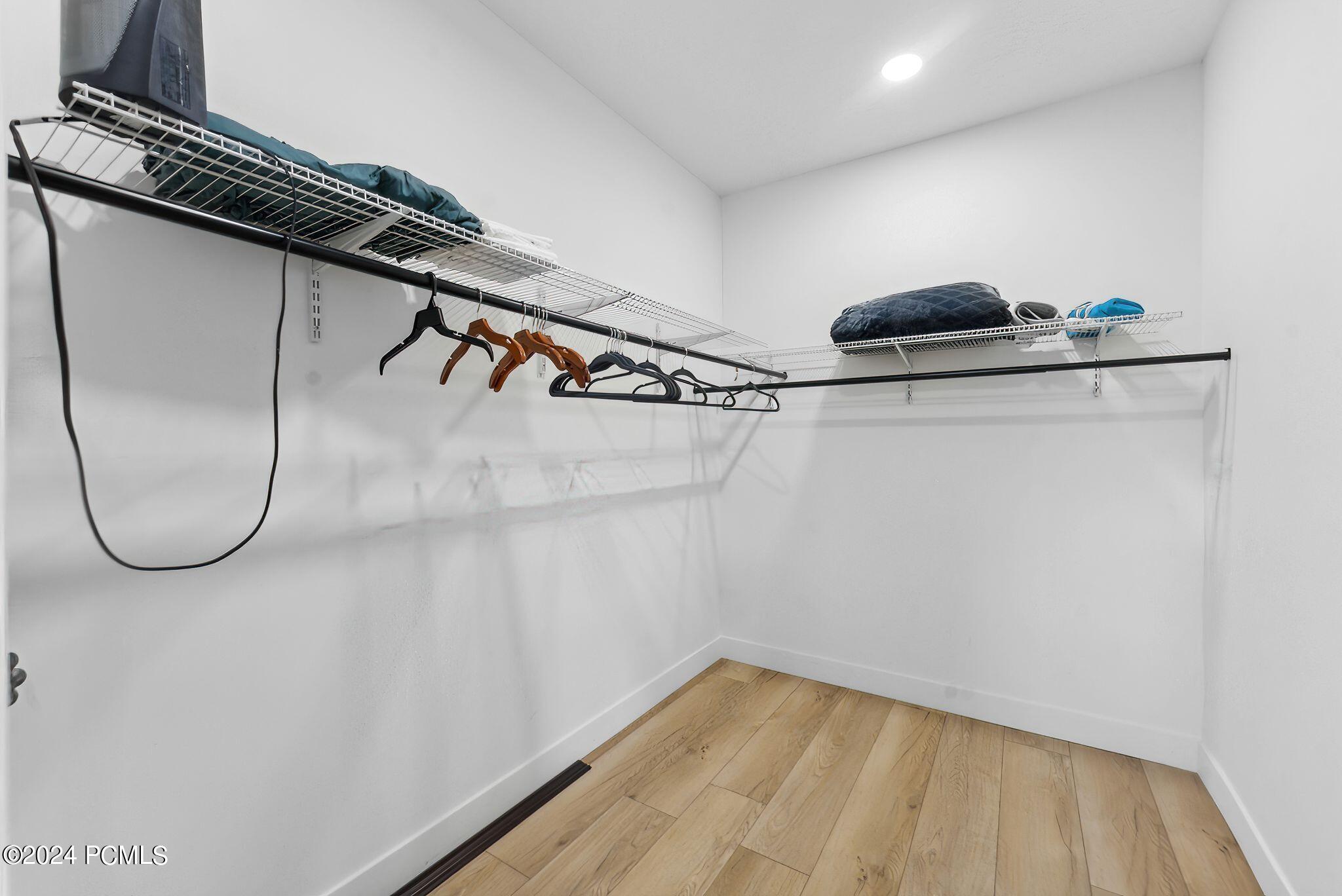 1430 W Arapaho Drive