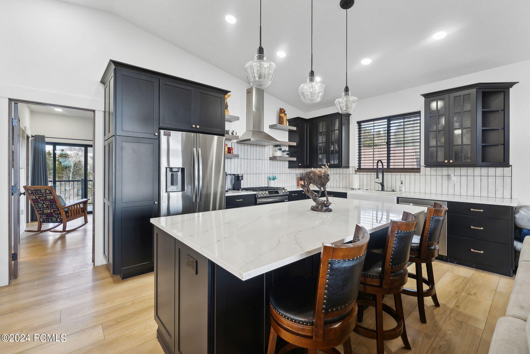 1430 W Arapaho Drive