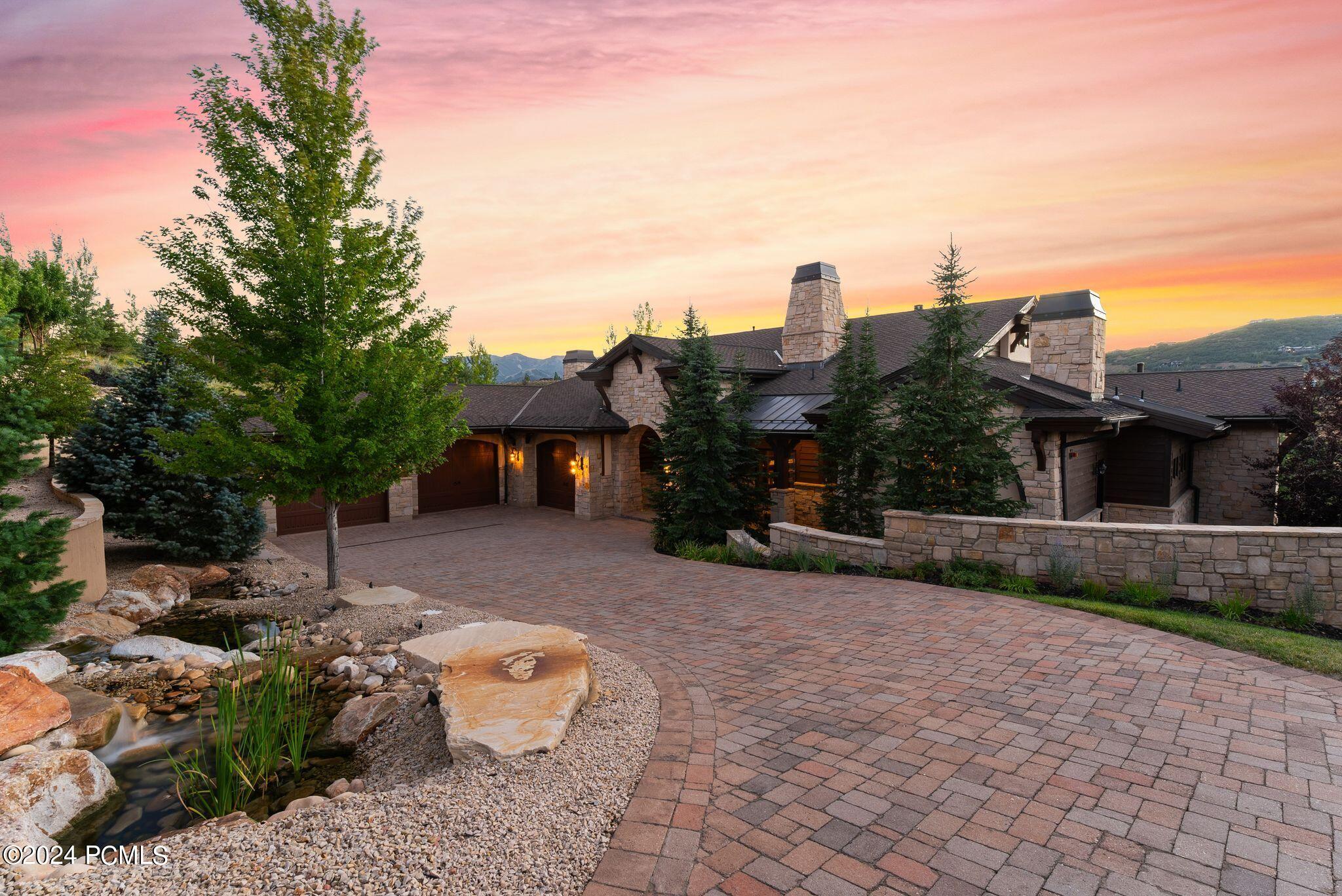 340 Hollyhock Street