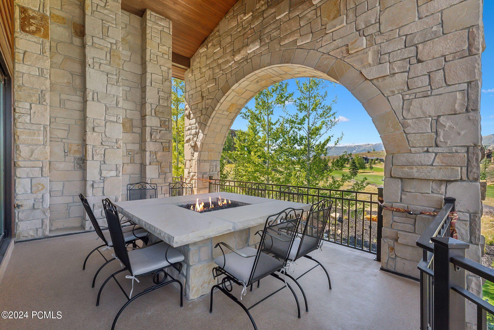 340 Hollyhock Street