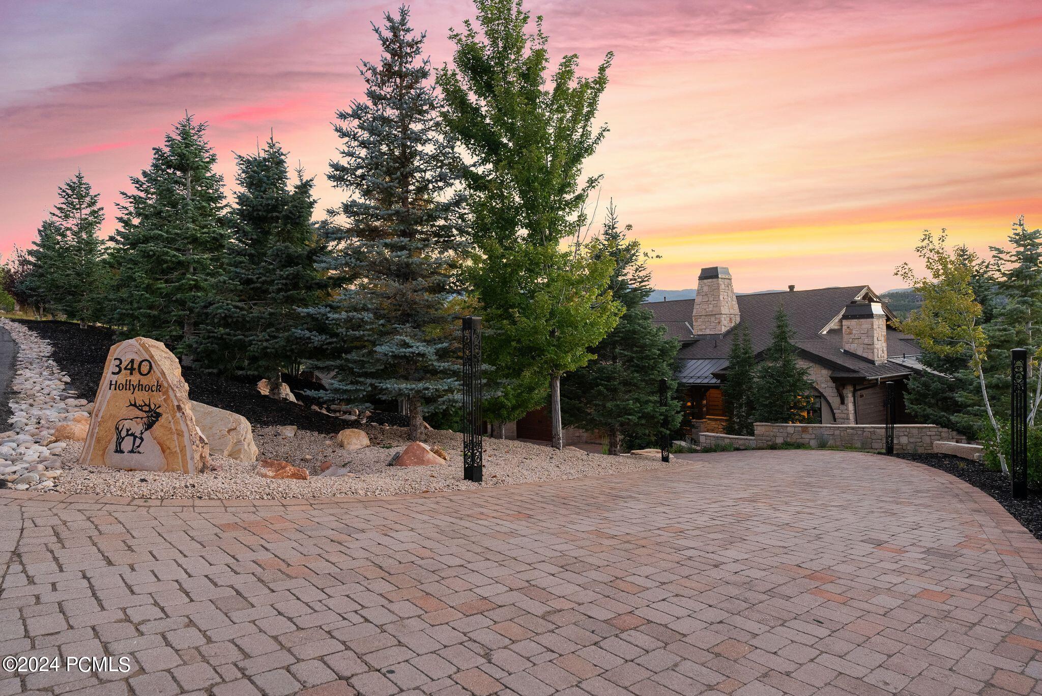 340 Hollyhock Street