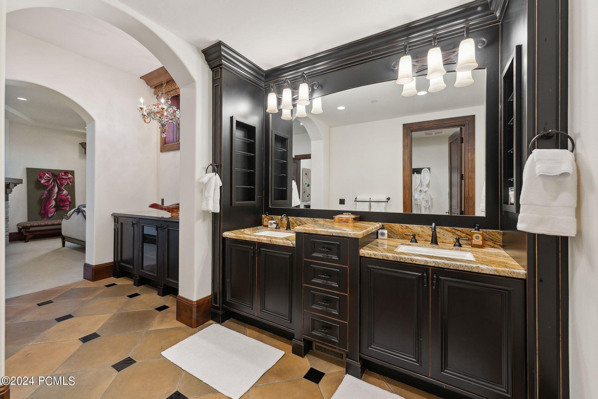 340 Hollyhock Street