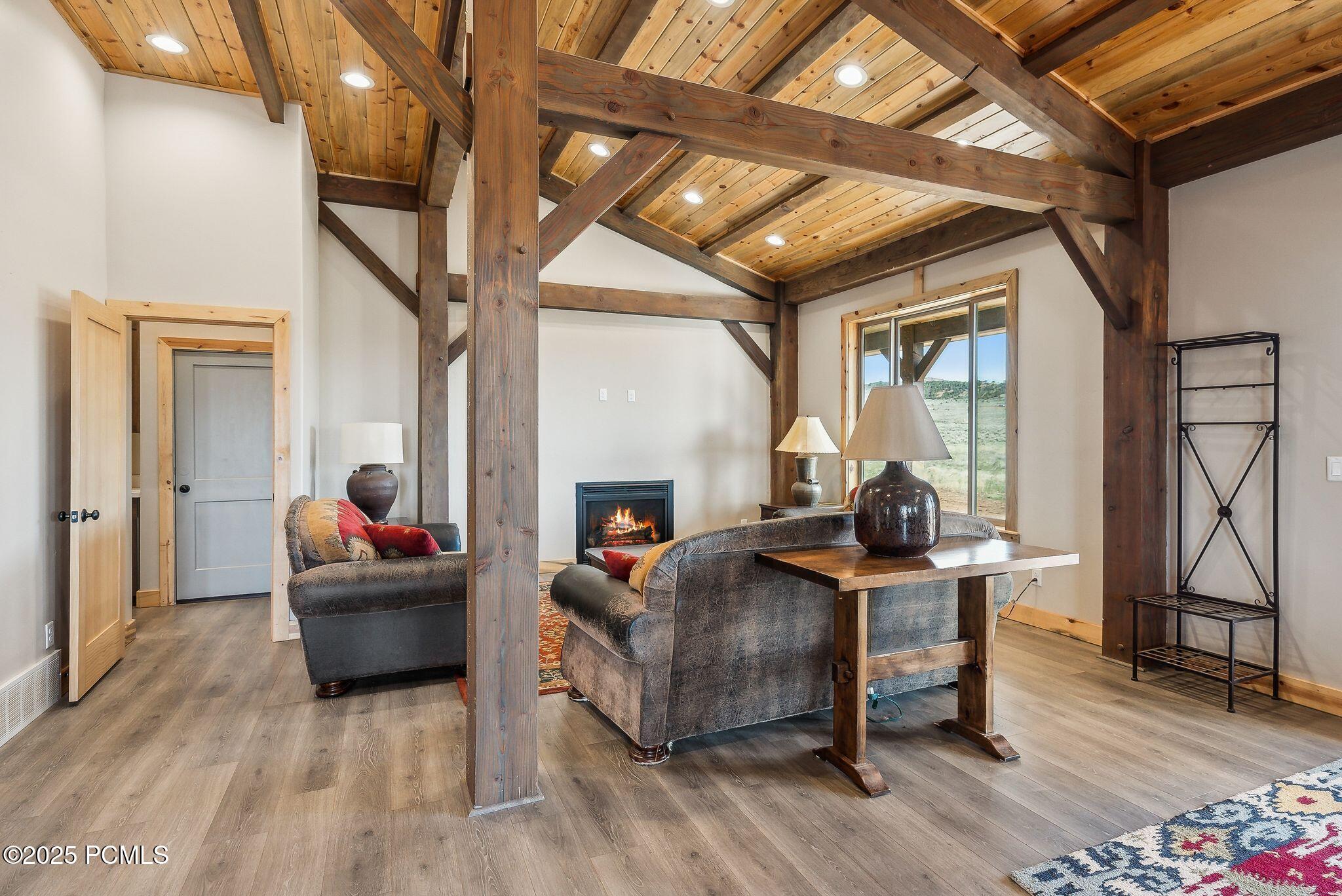 46997 W Thunder Ridge Road