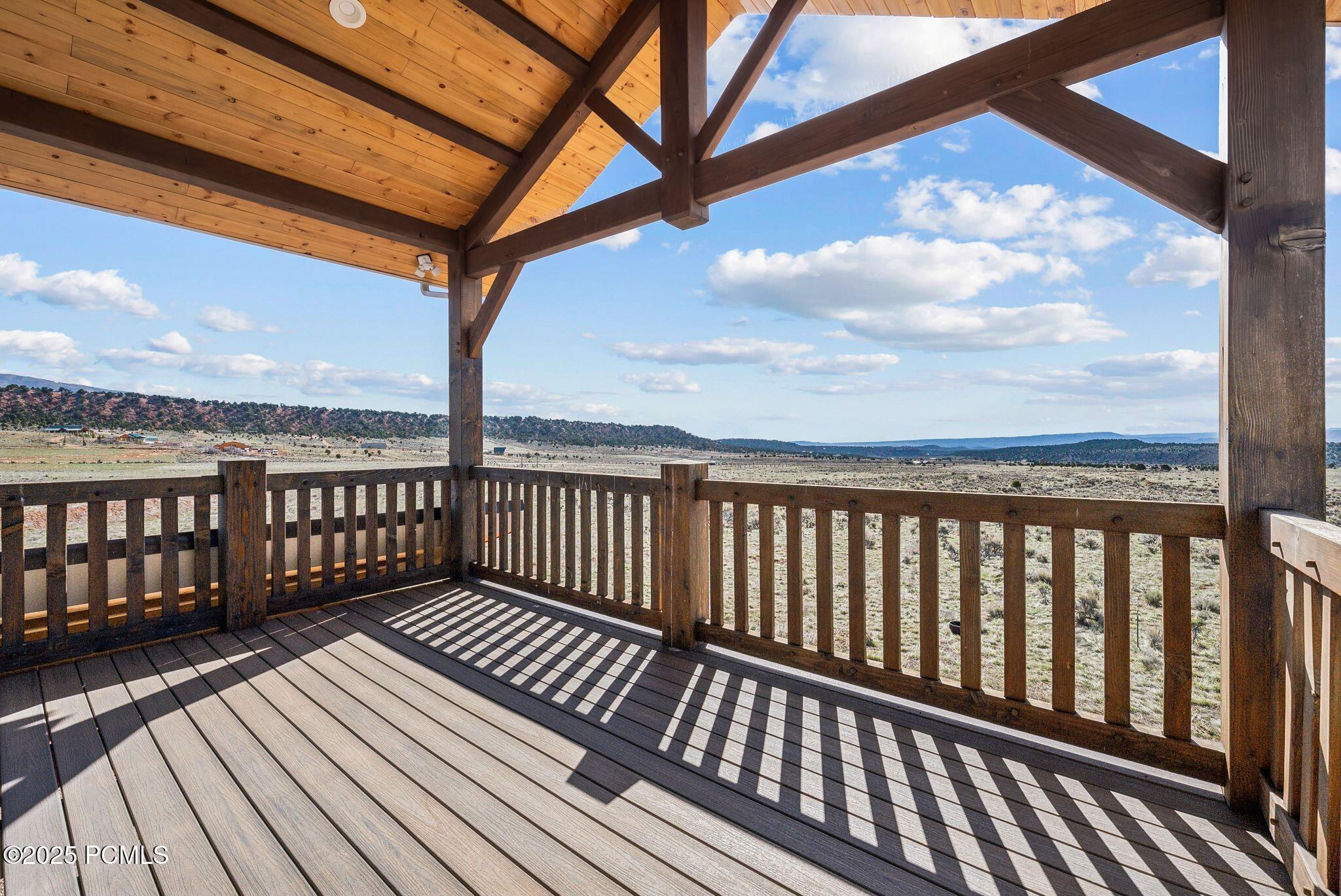 46997 W Thunder Ridge Road