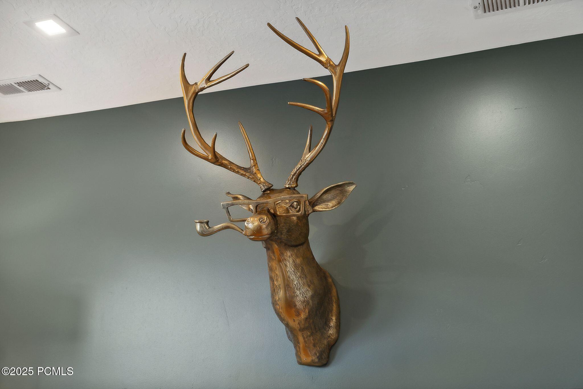 236 Woodside Avenue 11