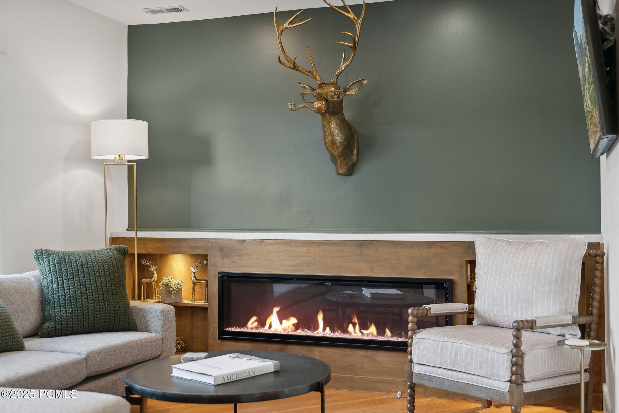 236 Woodside Avenue 11