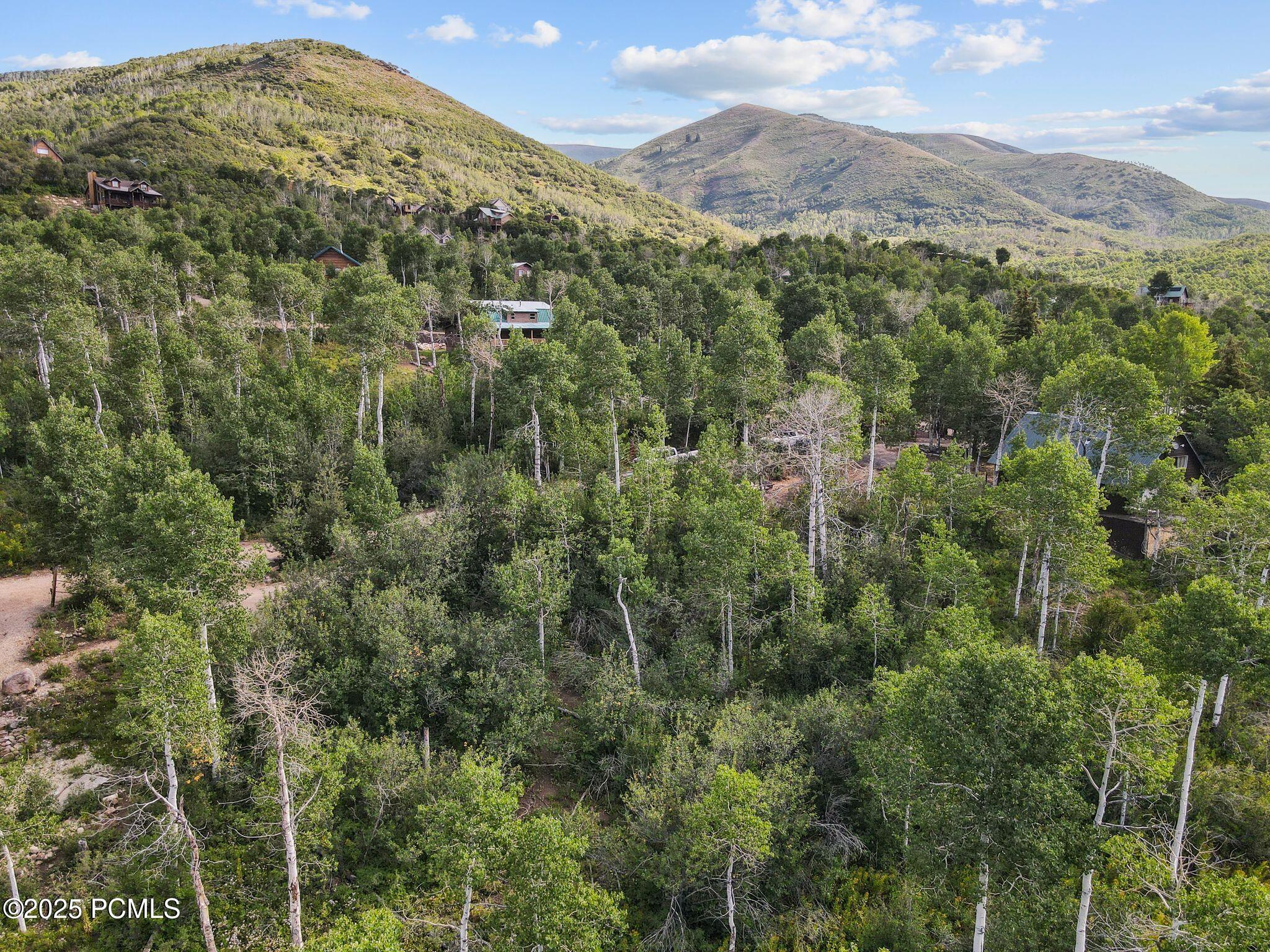 126 E Comanche Pass 126