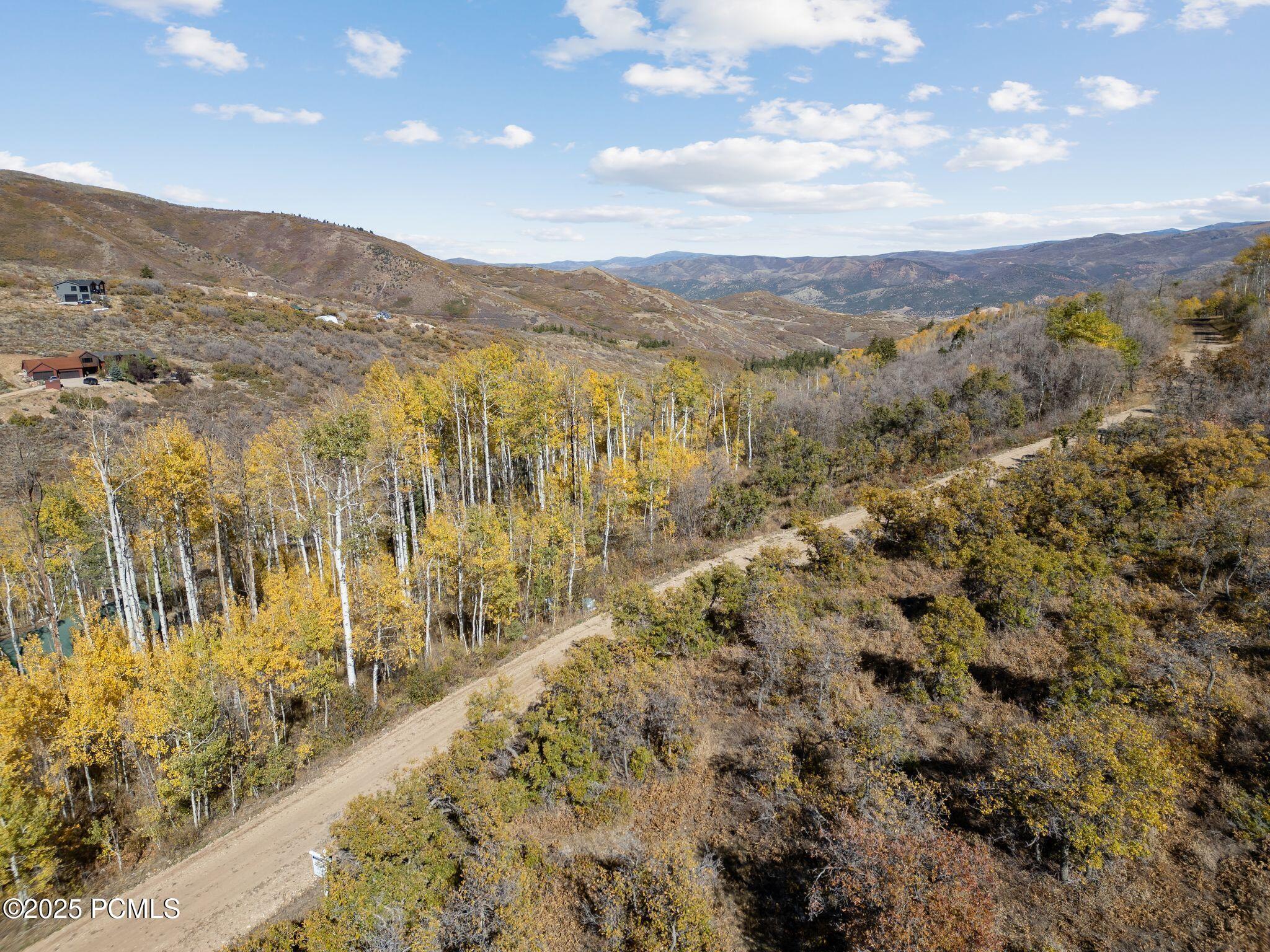 276 W Bear Tooth Ridge 25