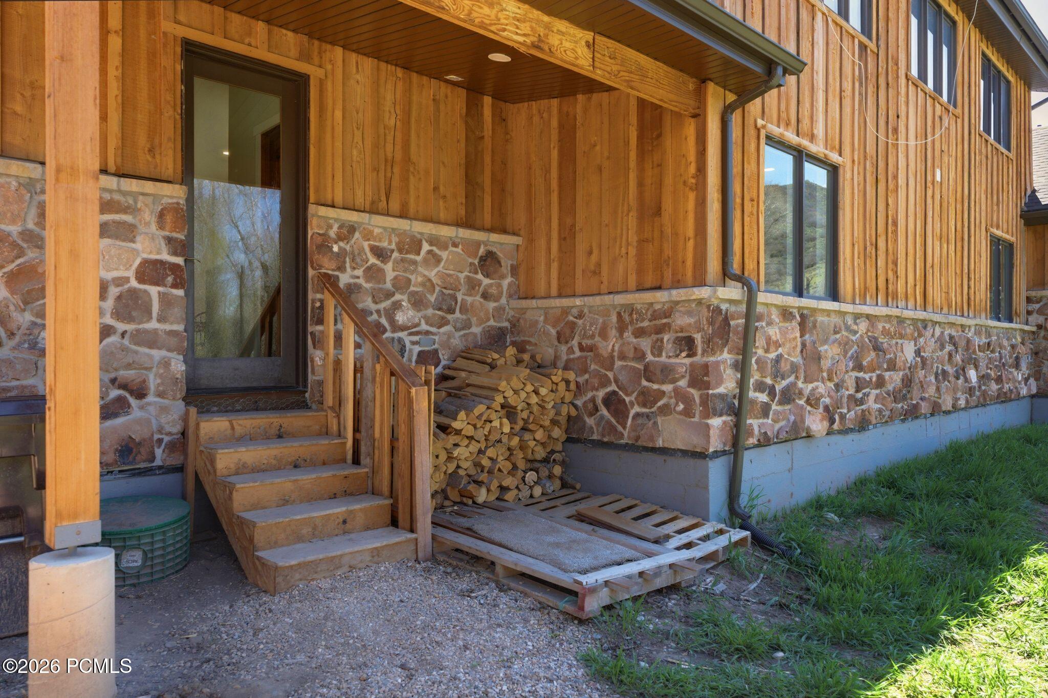 3020 E Chalk Creek Road