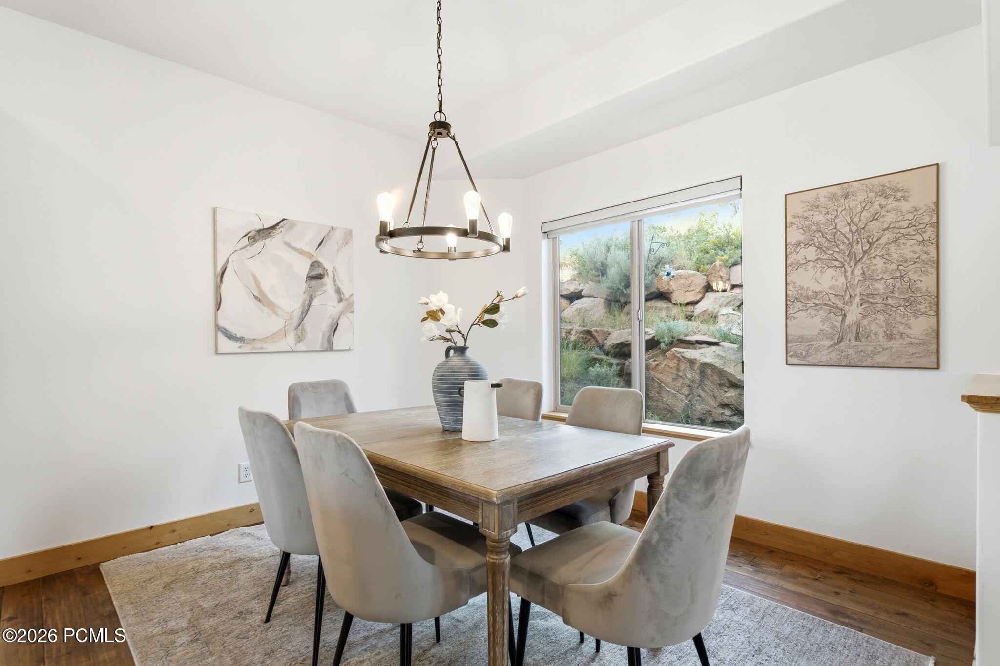 3446 W Cedar Drive