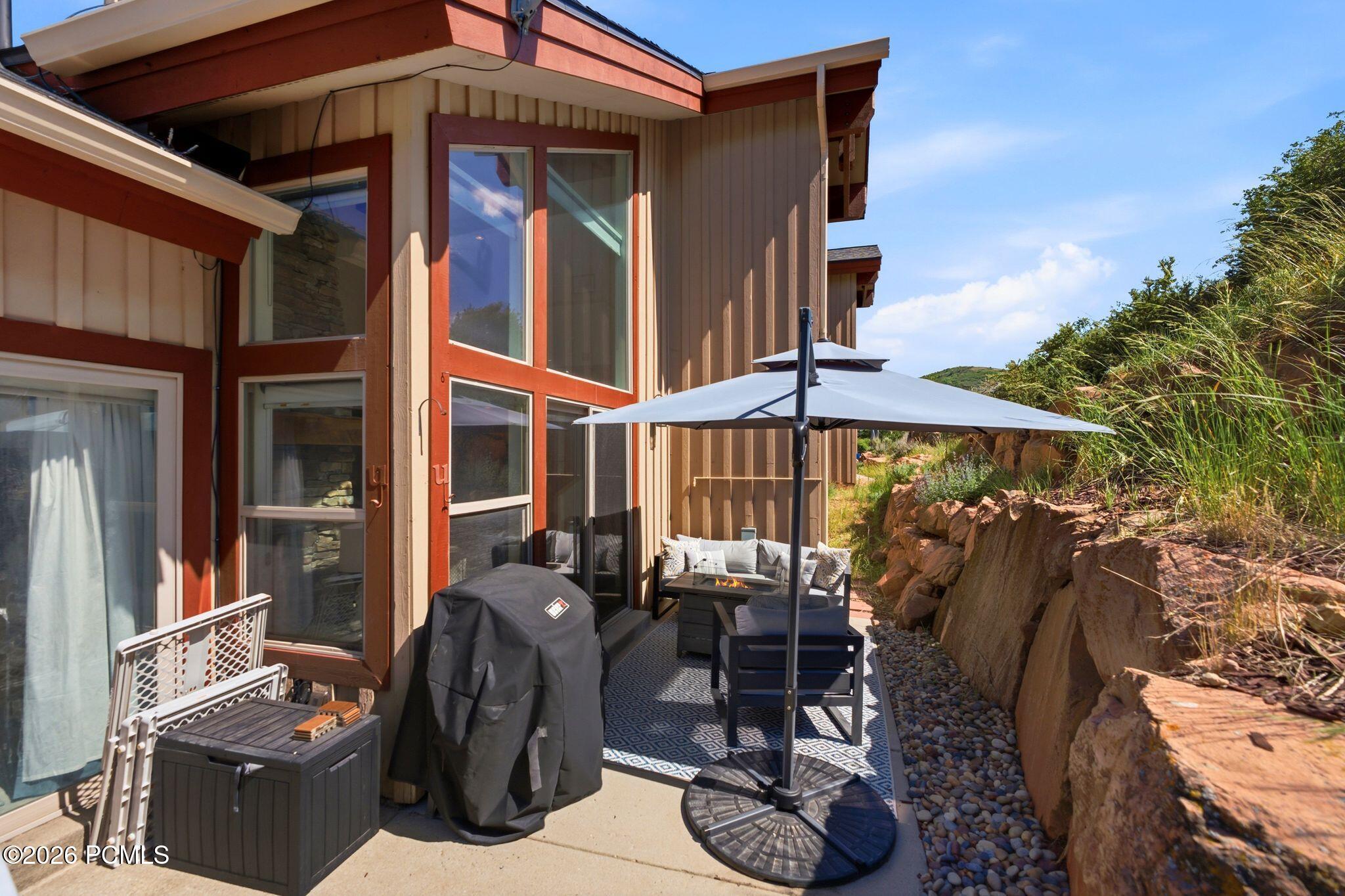 3446 W Cedar Drive