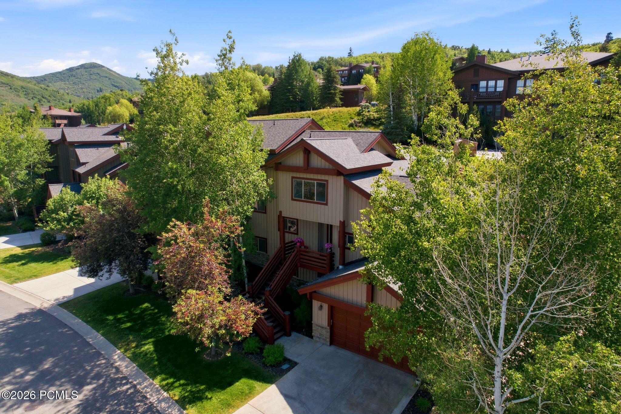 3446 W Cedar Drive