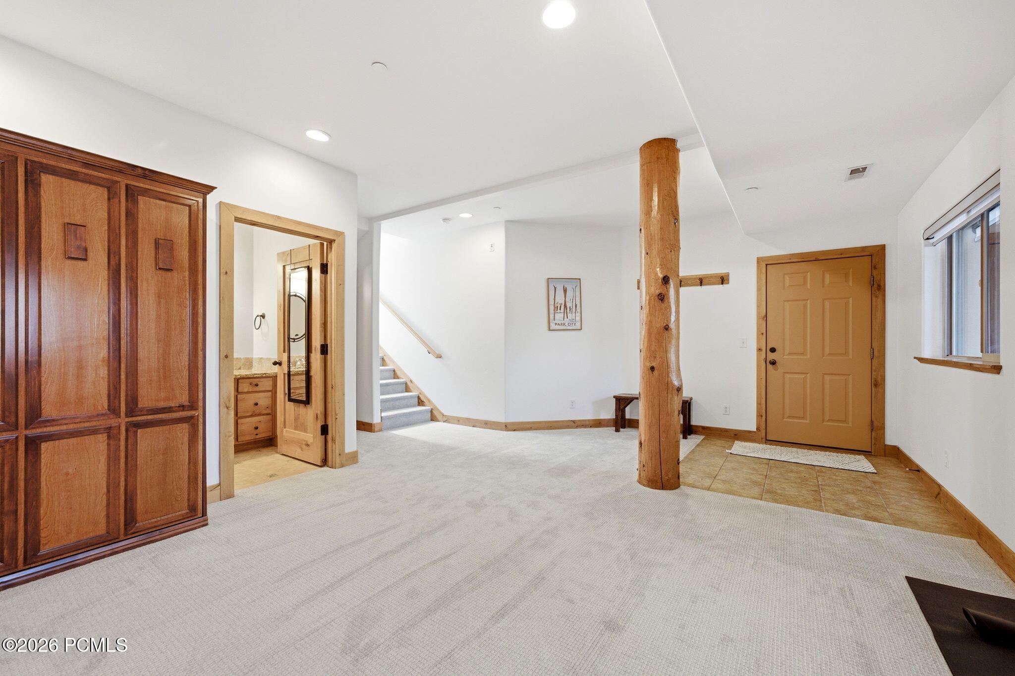 3446 W Cedar Drive