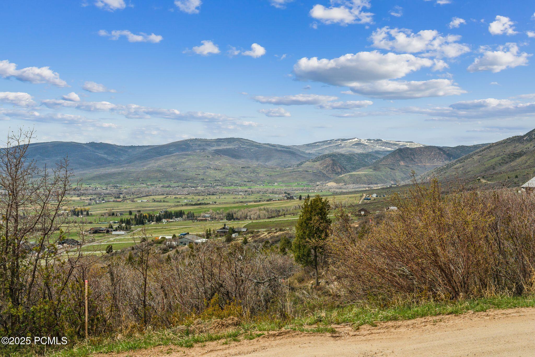 1081 Splendor Valley Road 56
