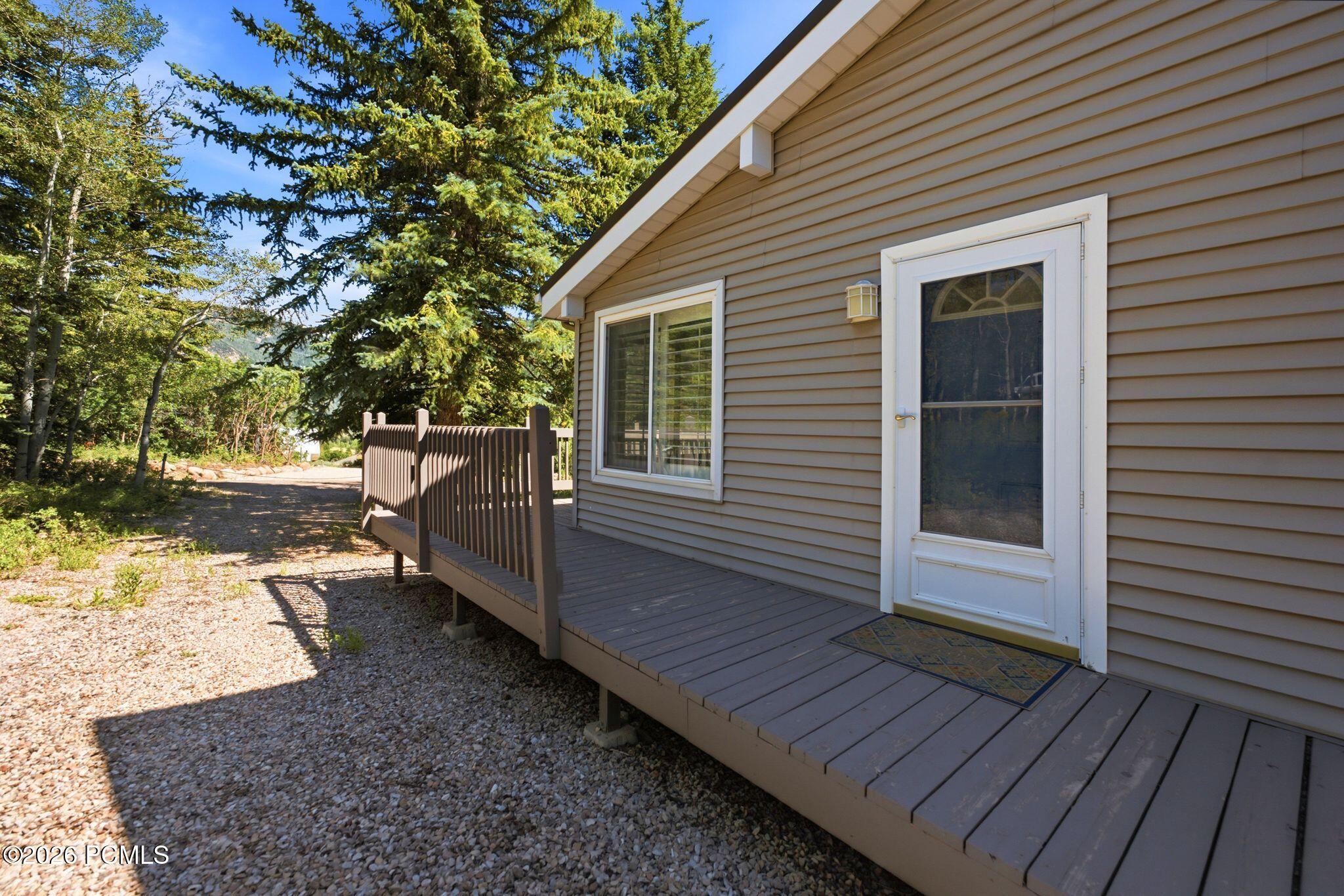 19 River Road