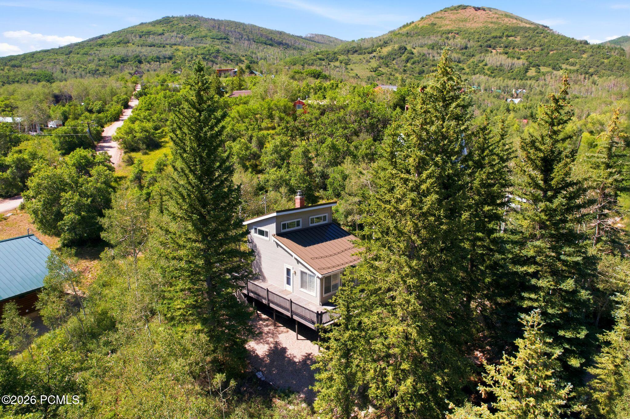 19 River Road