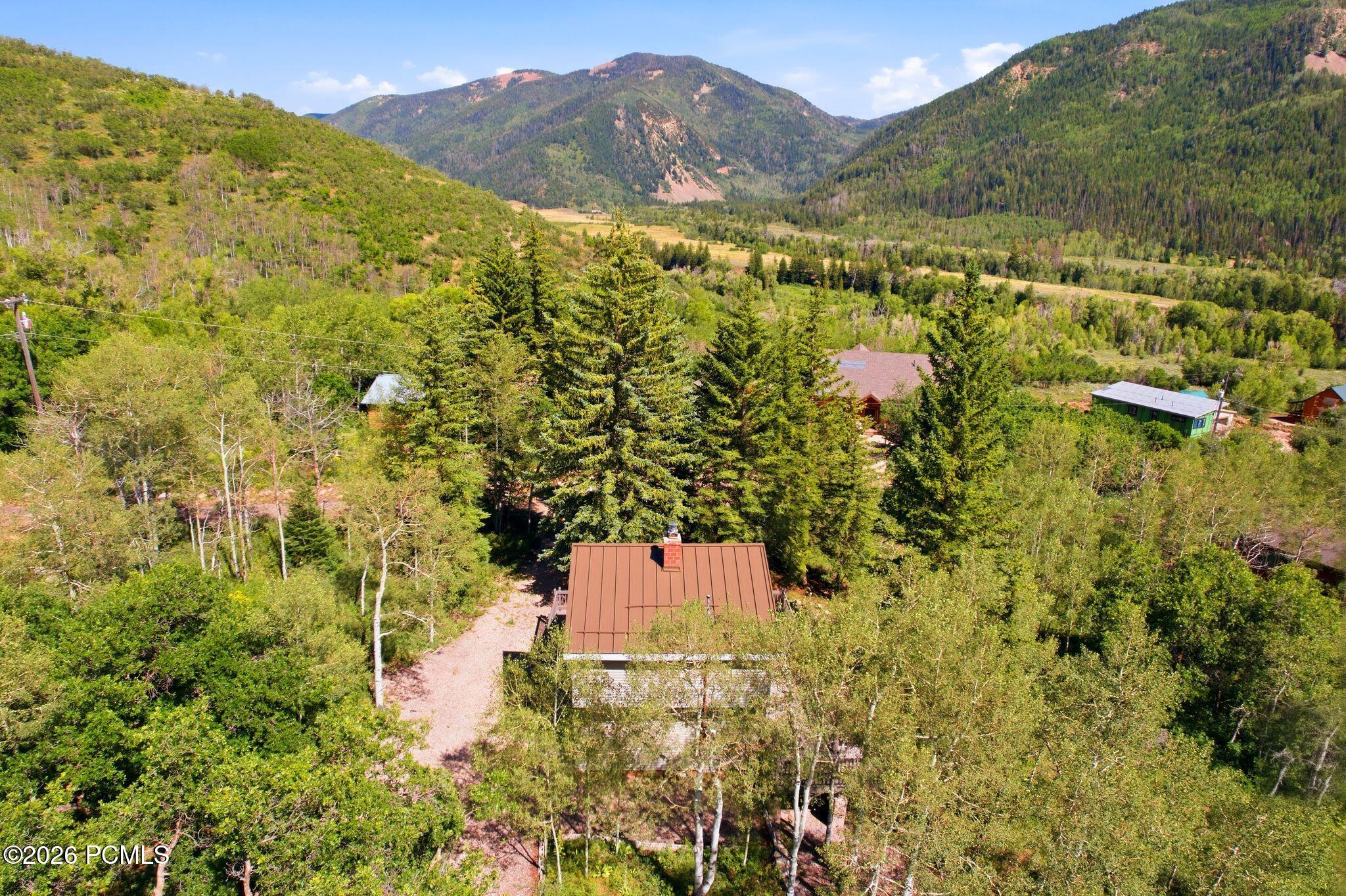 19 River Road