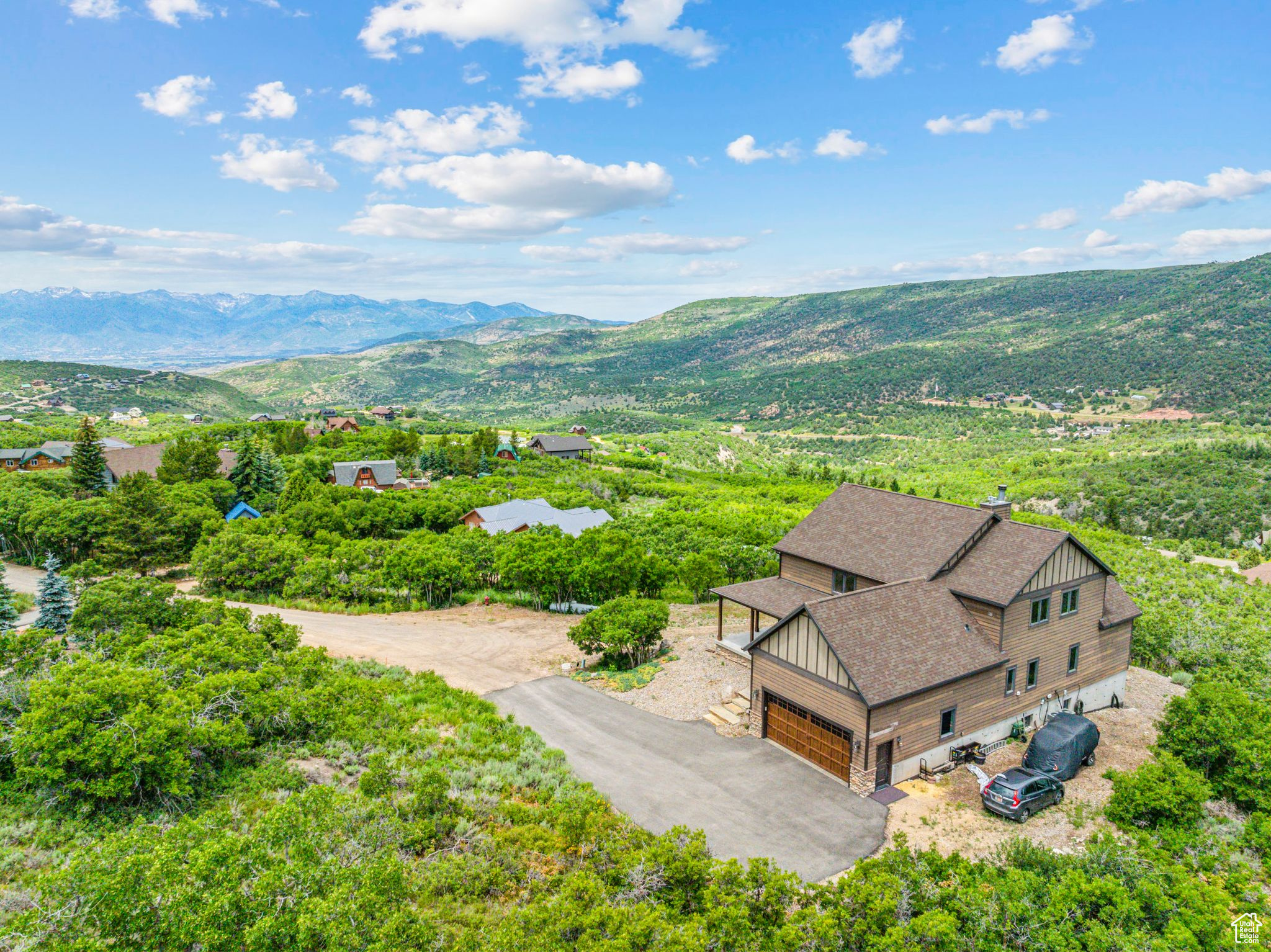 9297 TREE TOP CIR