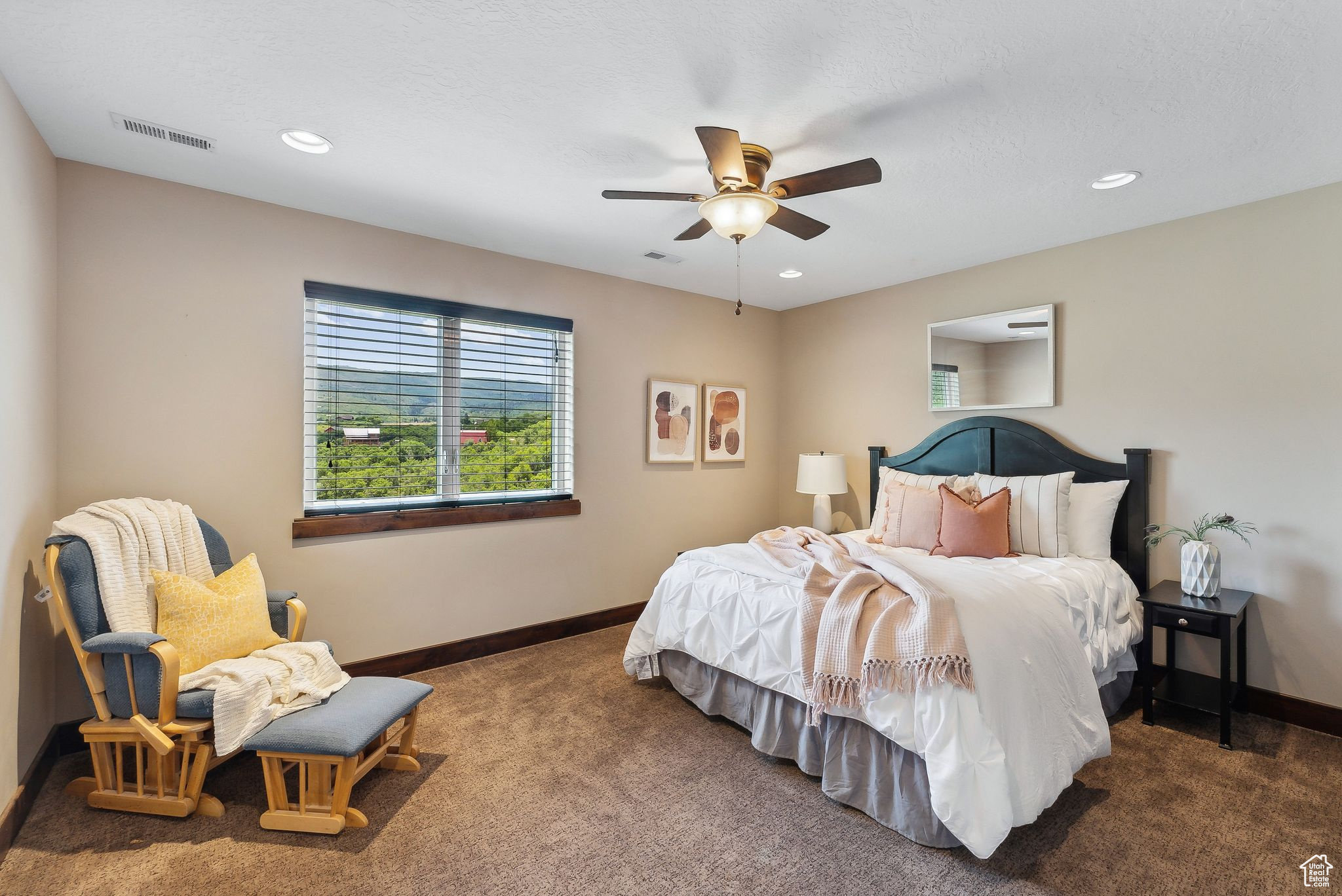 9297 TREE TOP CIR