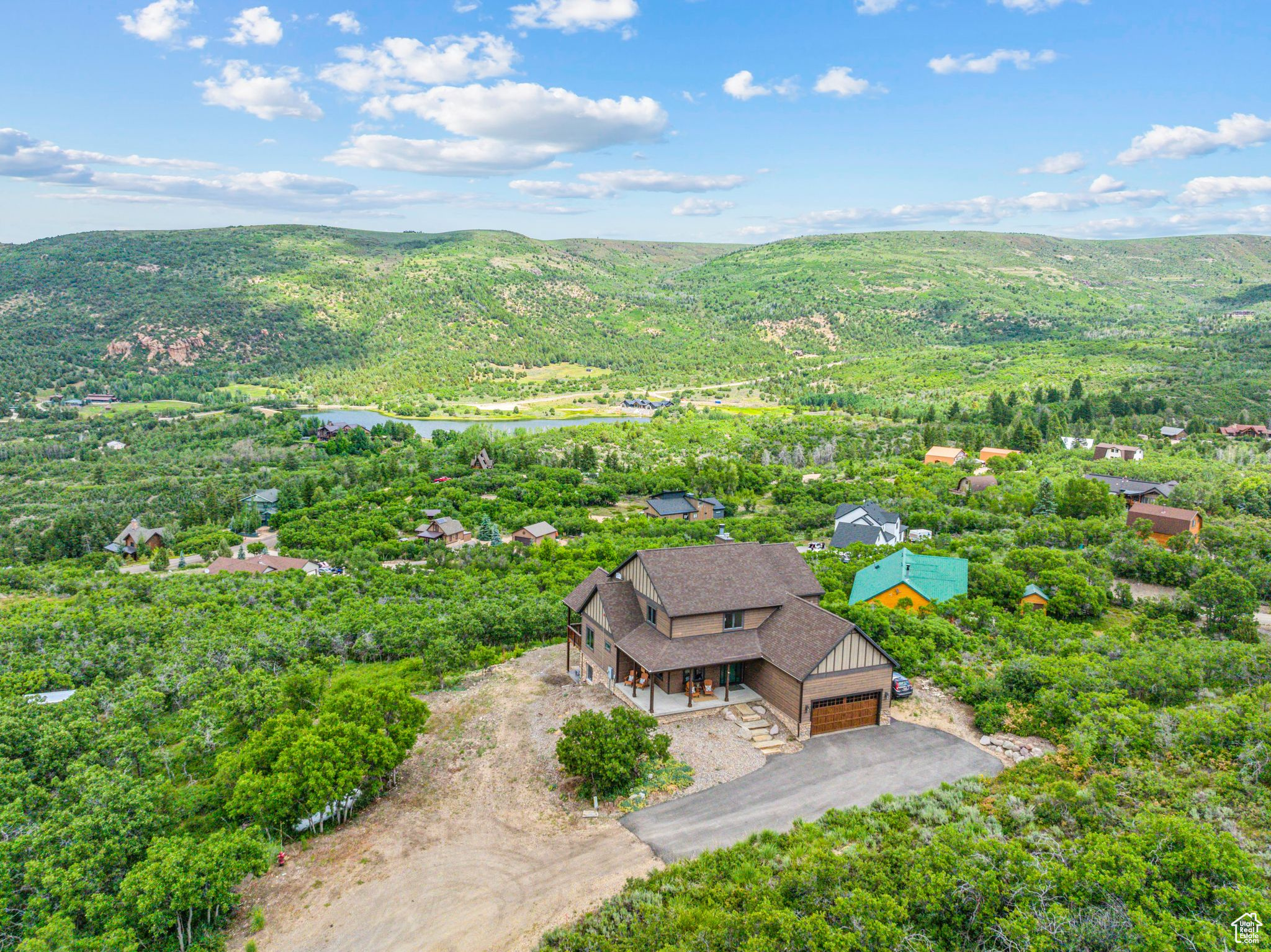 9297 TREE TOP CIR