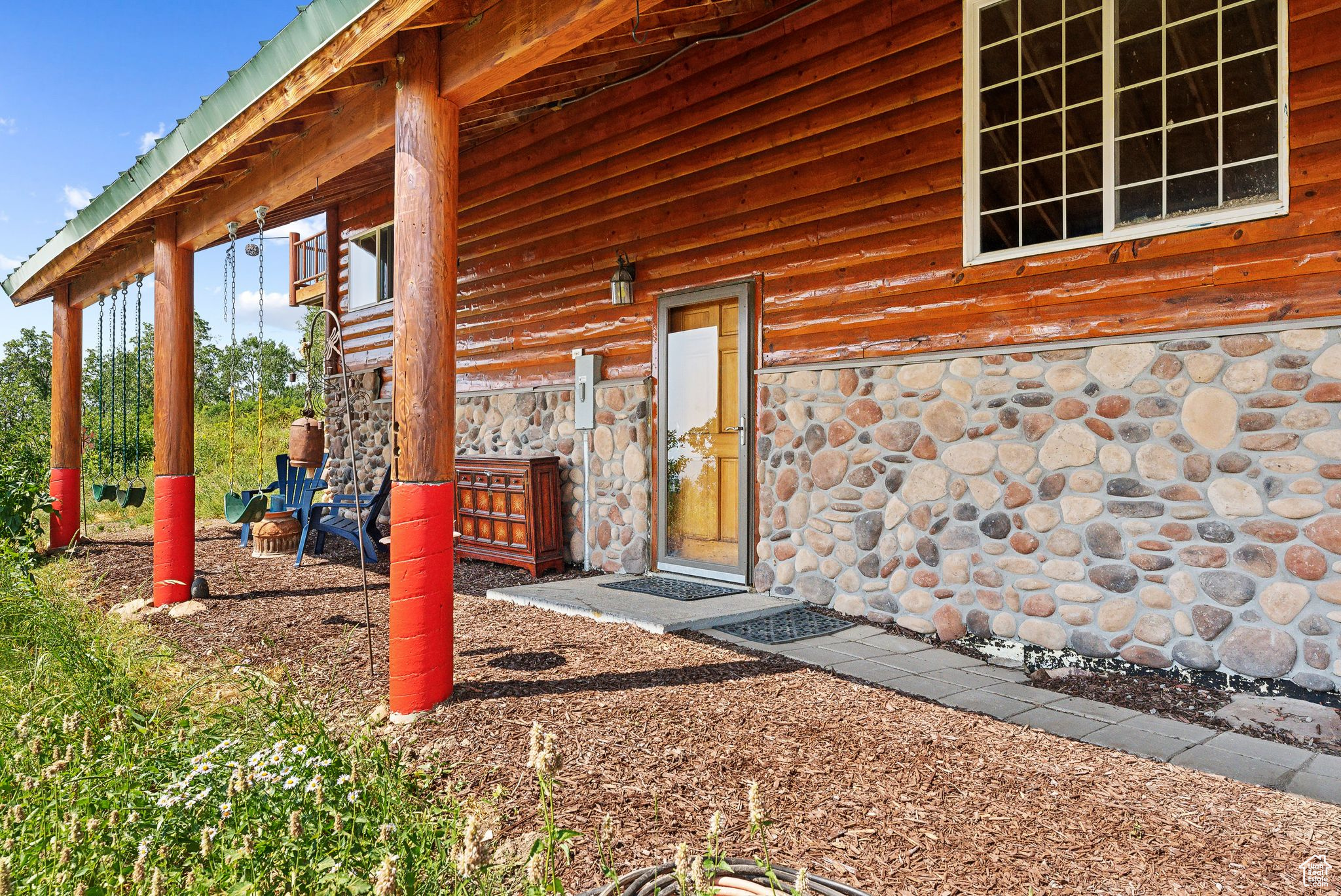 2306 S UINTAH DR