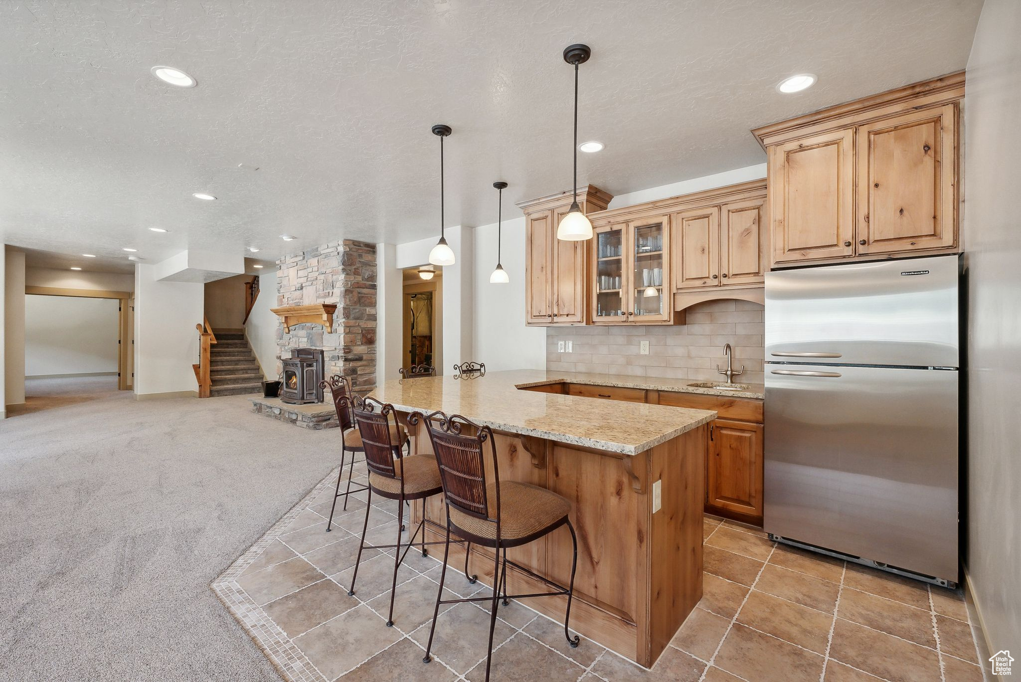 716 CONIFER DR
