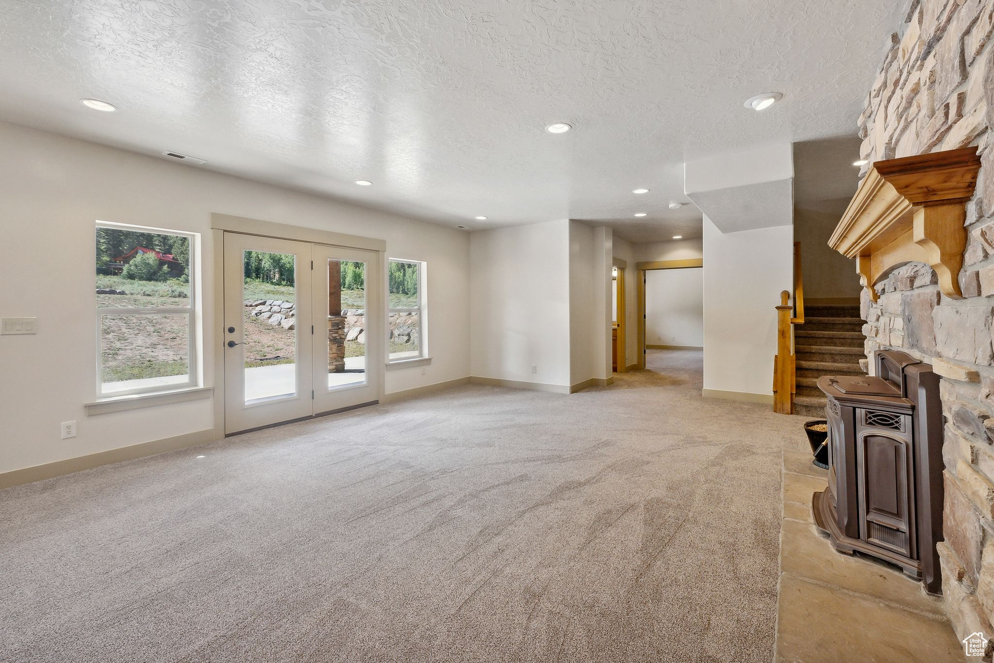 716 CONIFER DR