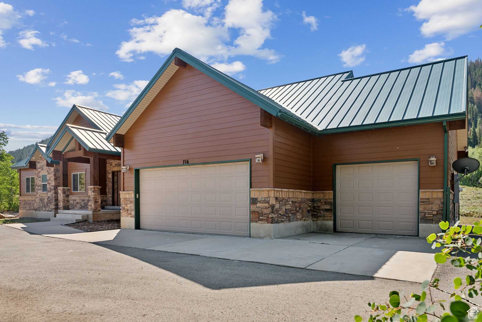 716 CONIFER DR