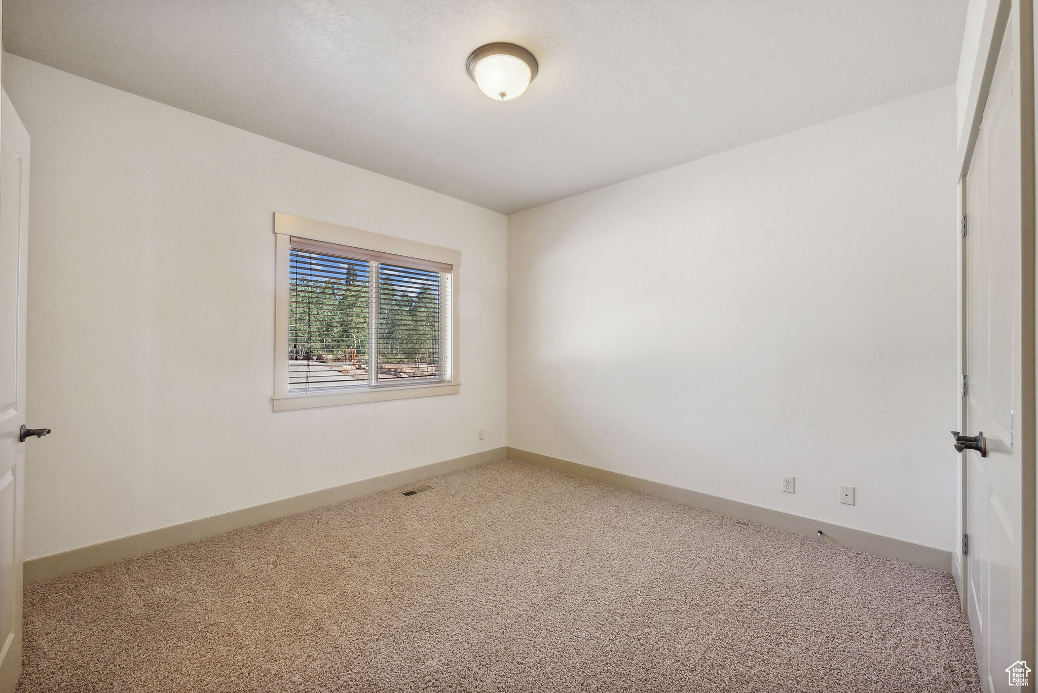 716 CONIFER DR
