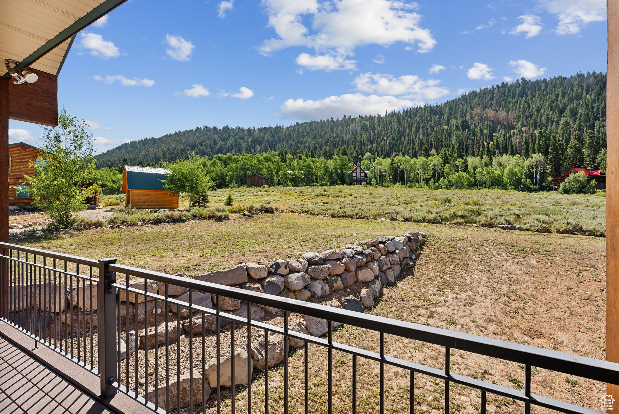 716 CONIFER DR