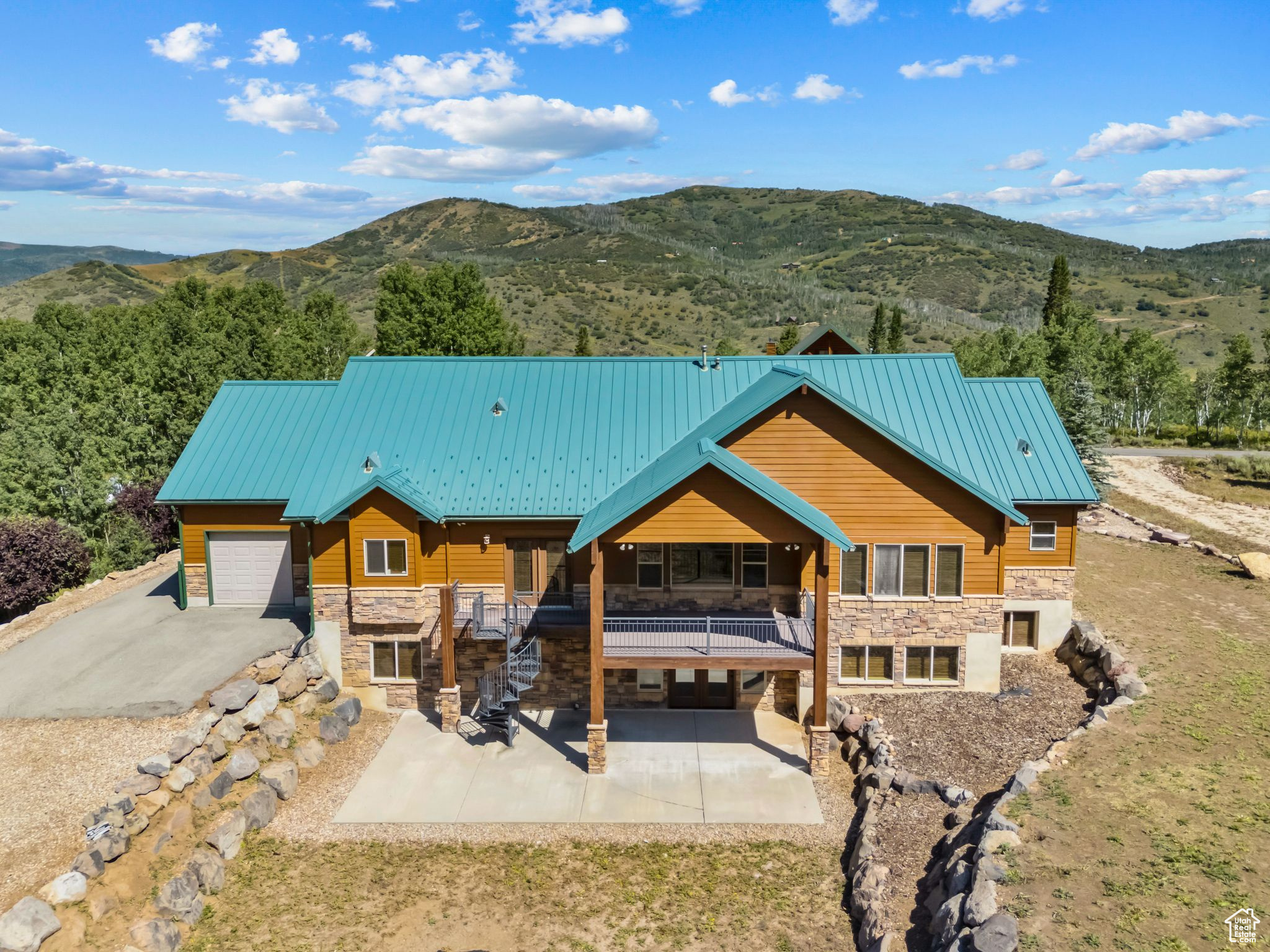 716 CONIFER DR